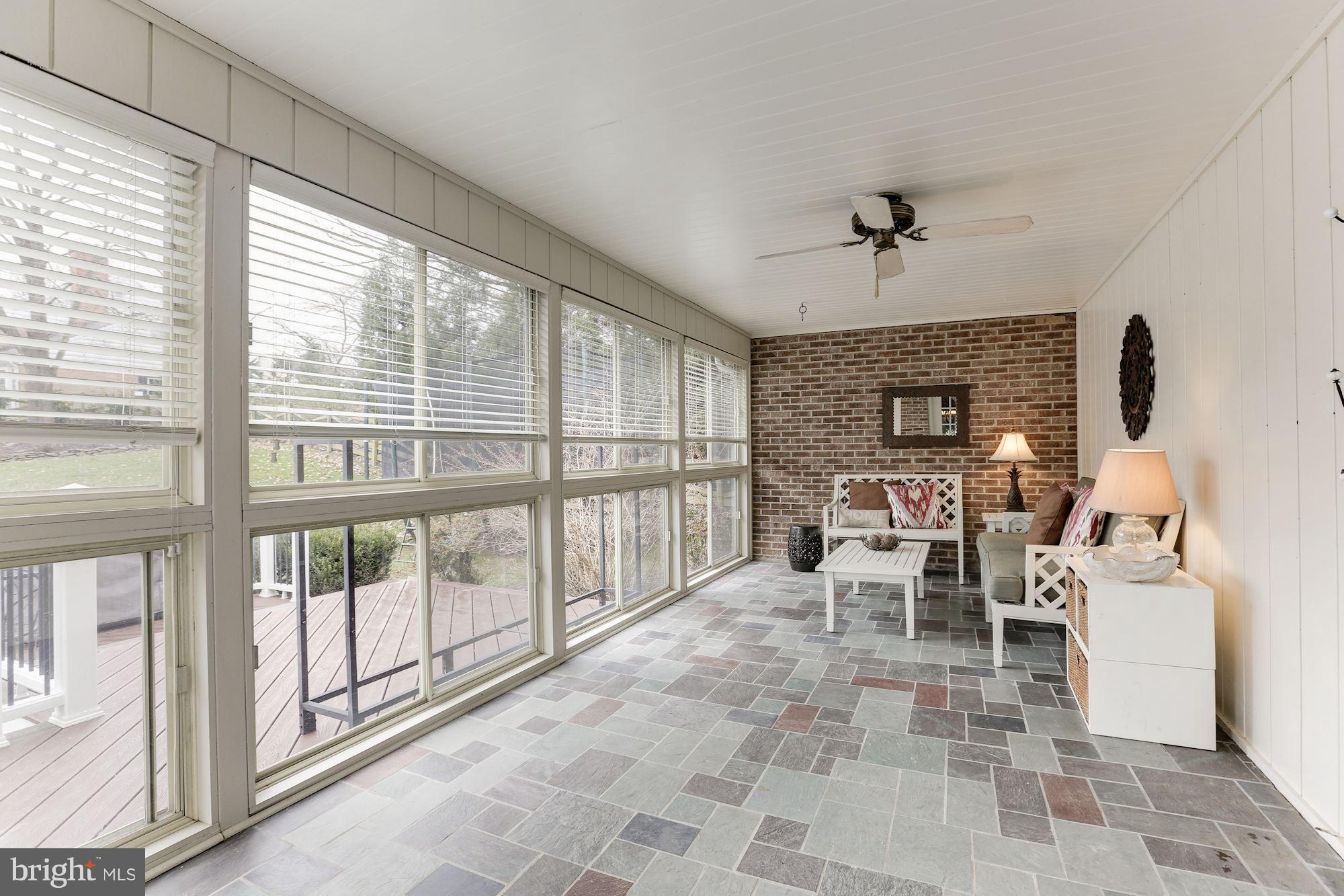 CARPERS FARM - Residential