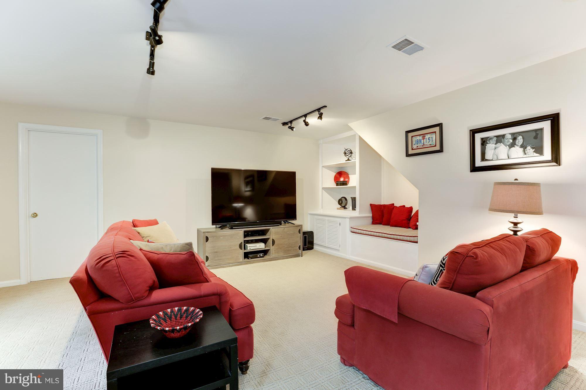 CARPERS FARM - Residential