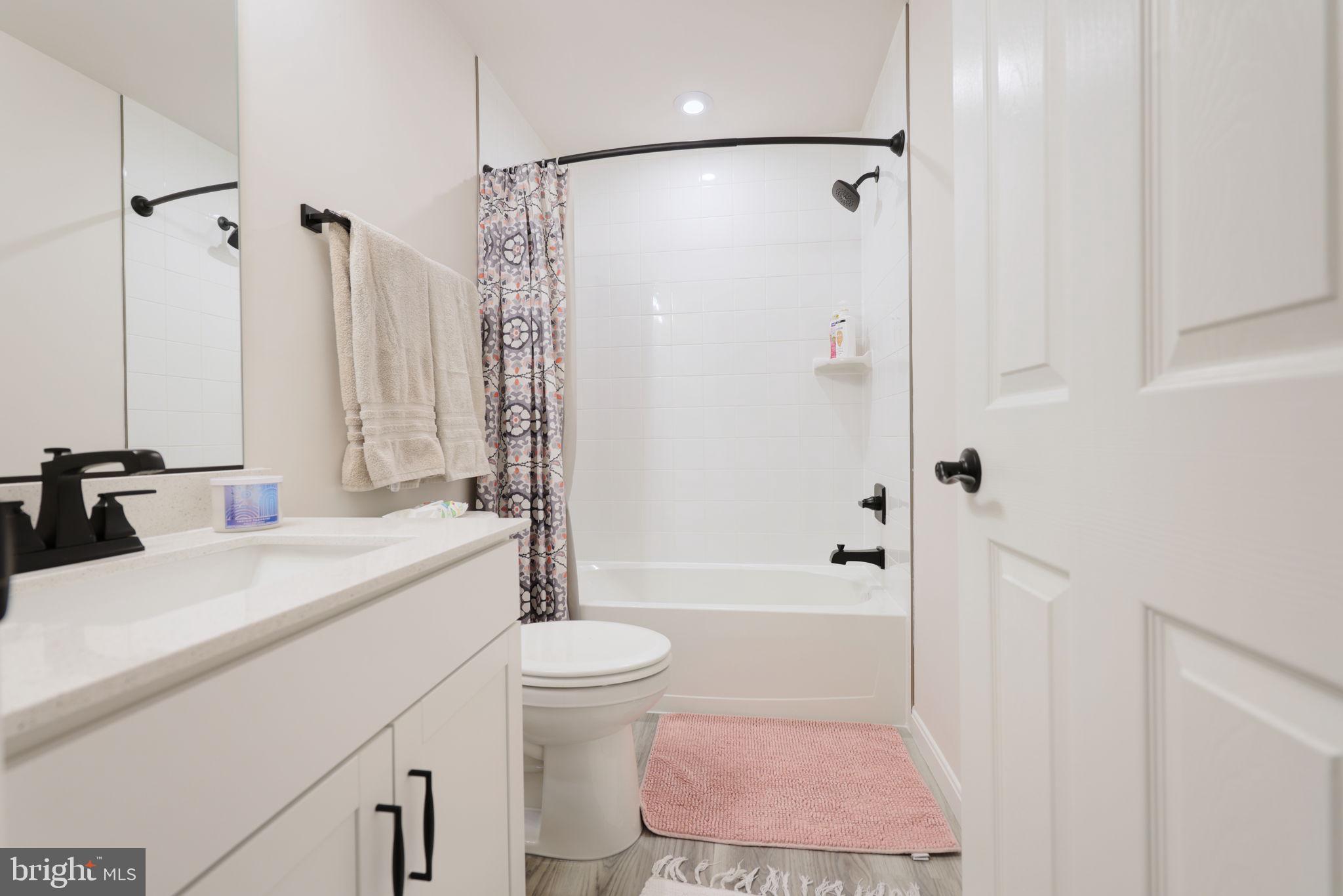 HARRISON VILLAGE - Residential Lease