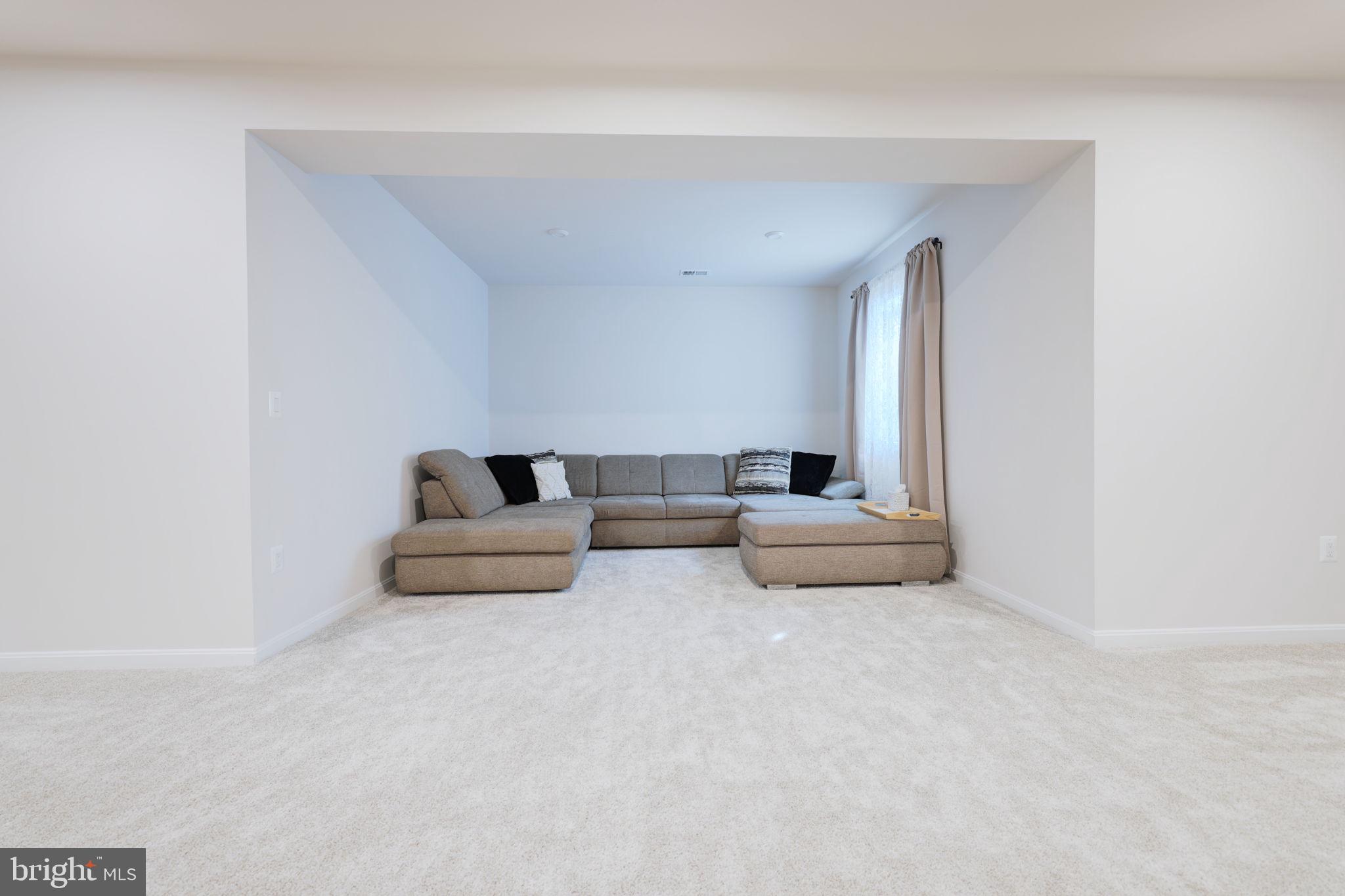 HARRISON VILLAGE - Residential Lease