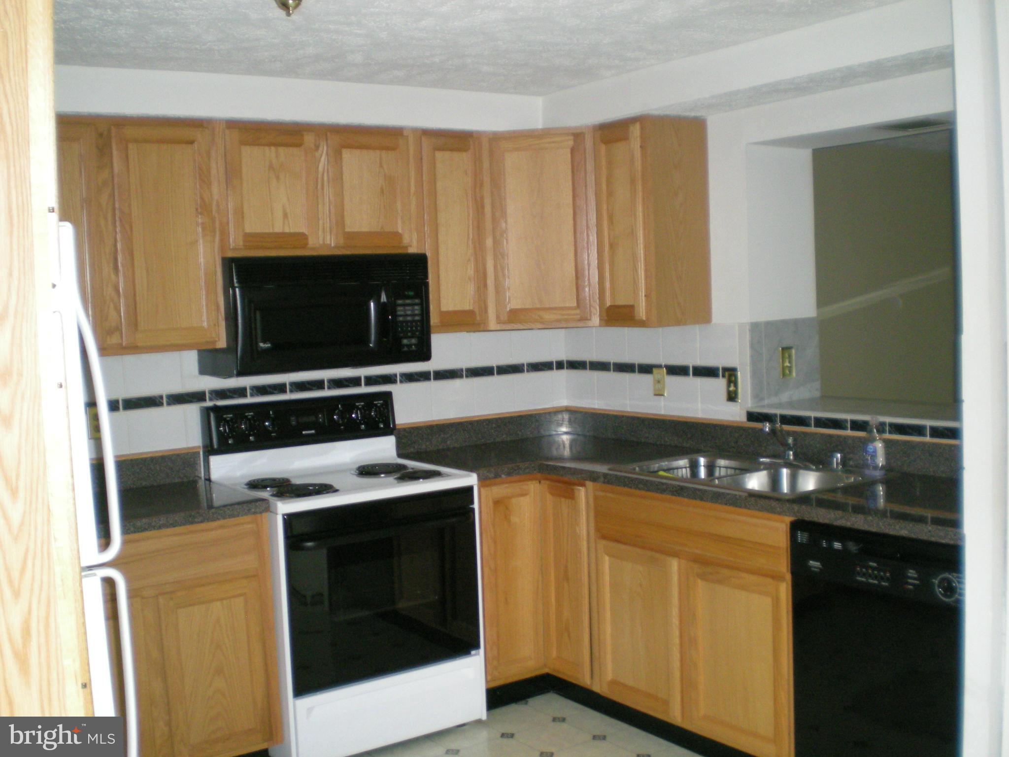 GEORGETOWN PRK/GREENWOOD - Residential