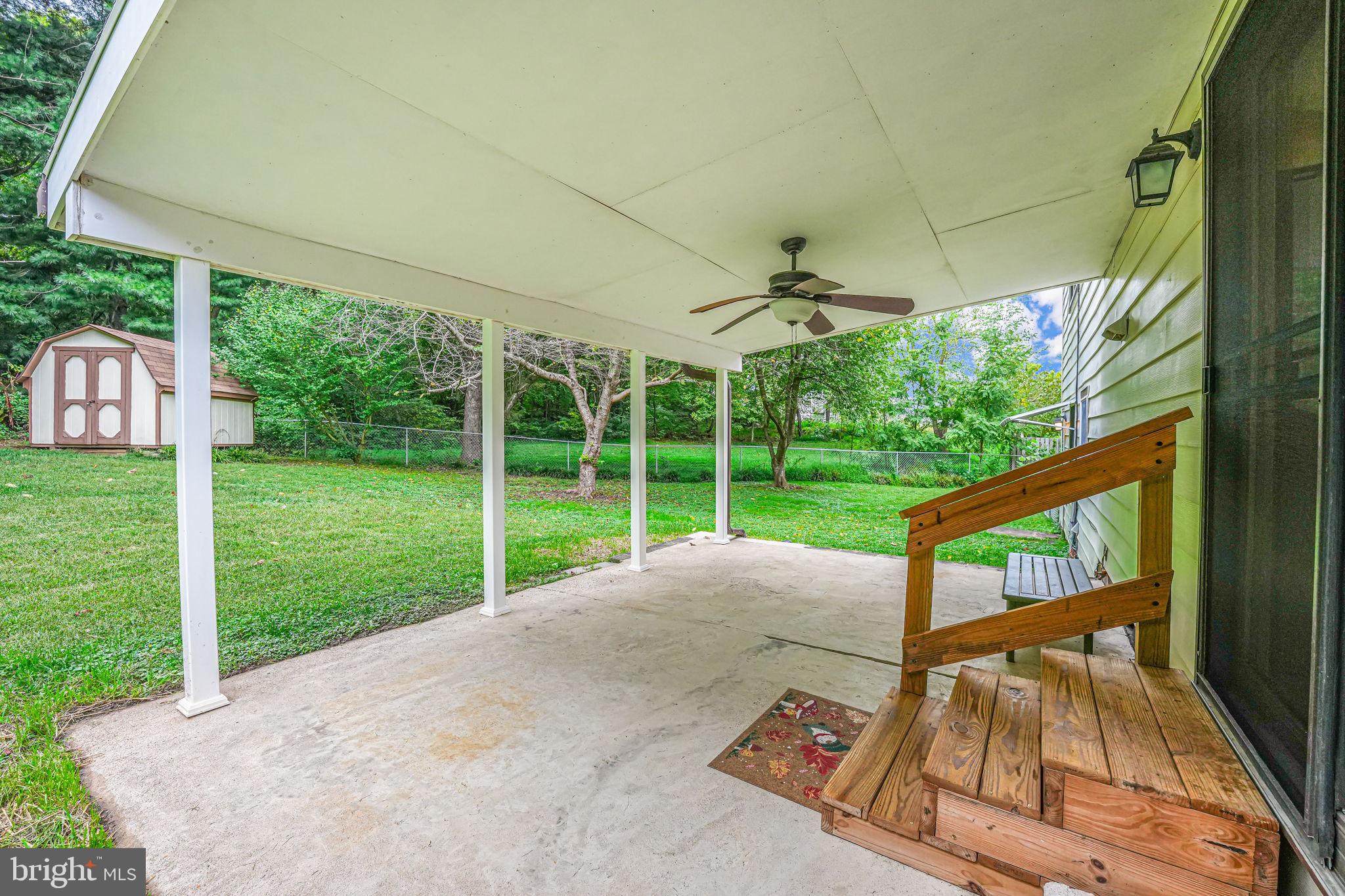 STONEYBROOKE - Residential