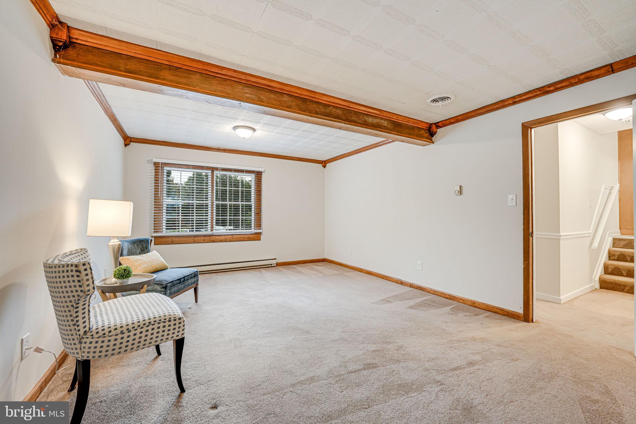 STONEYBROOKE - Residential