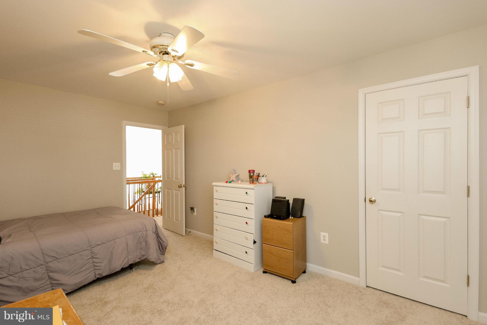 YOUNG ESTATE - Residential