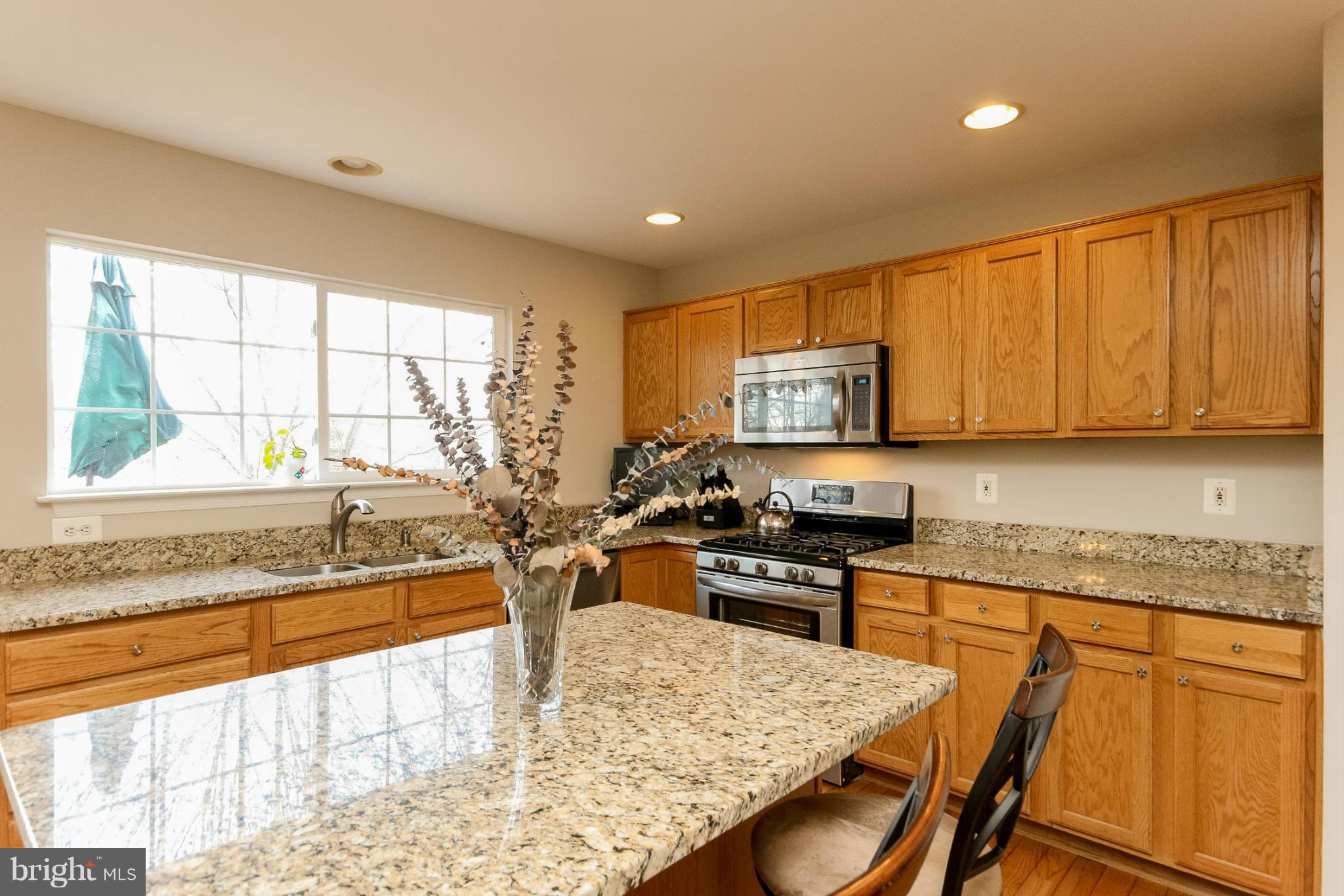 YOUNG ESTATE - Residential