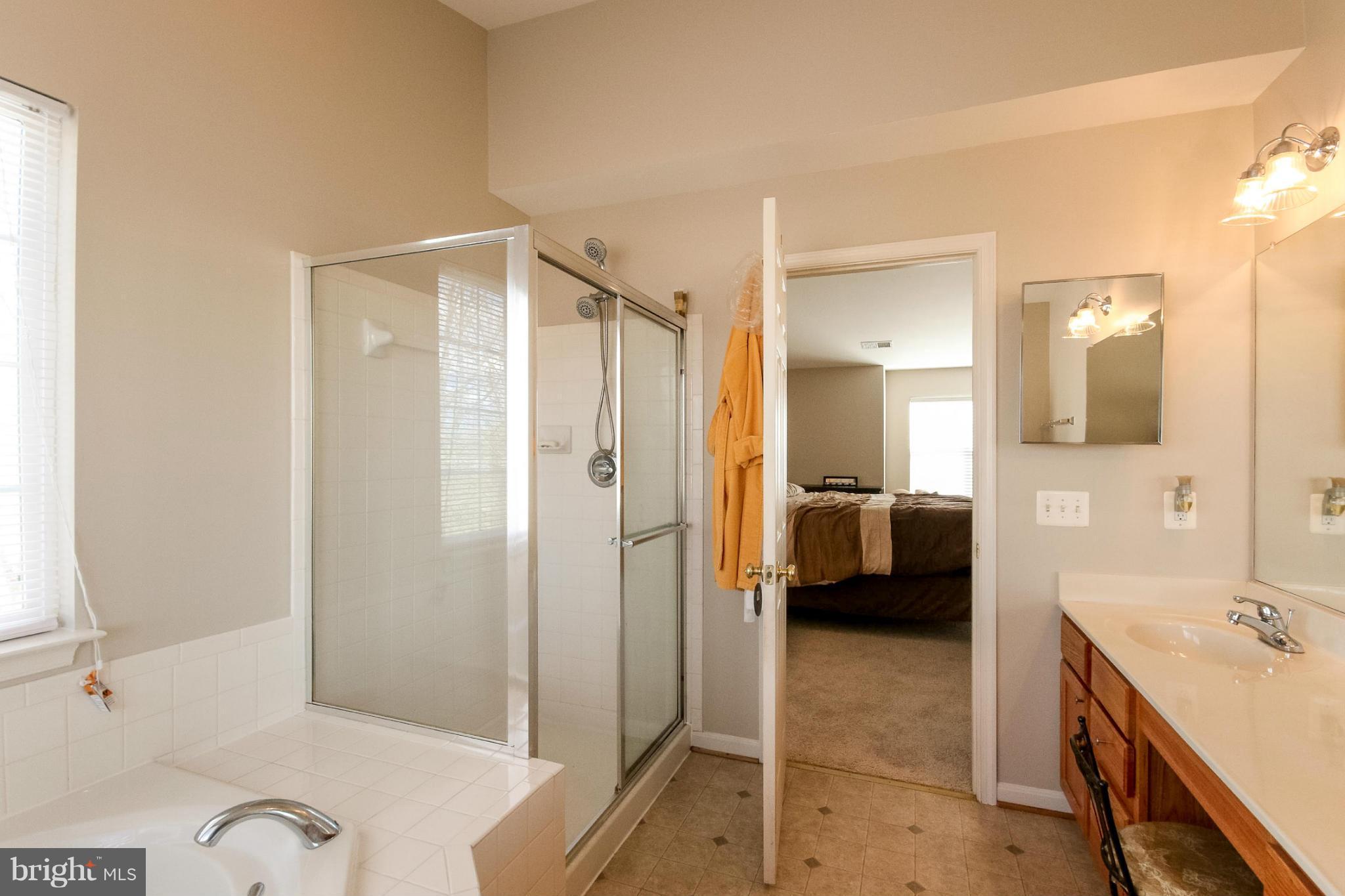 YOUNG ESTATE - Residential