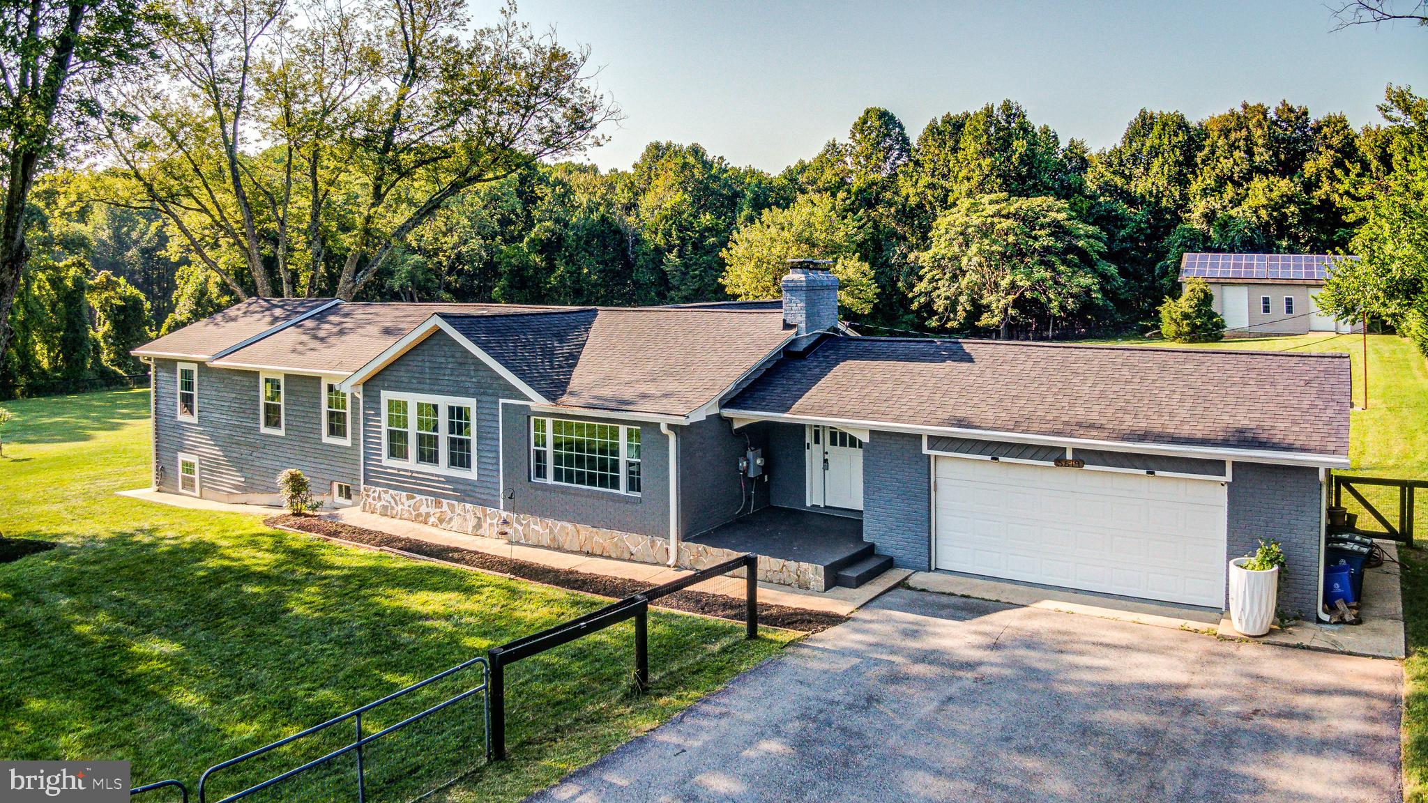 LAYTONSVILLE OUTSIDE - Residential