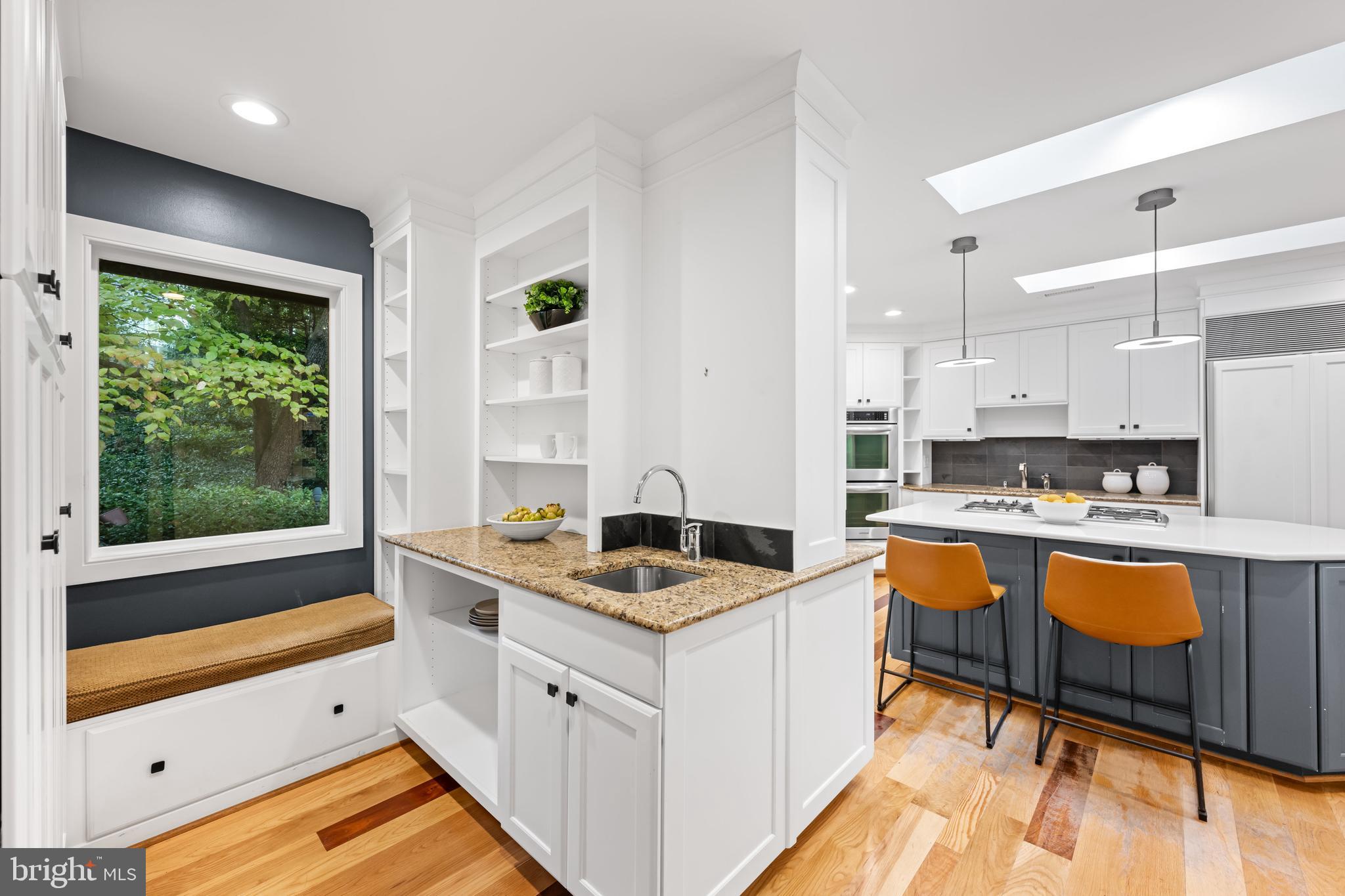 BANNOCKBURN ESTATES - Residential