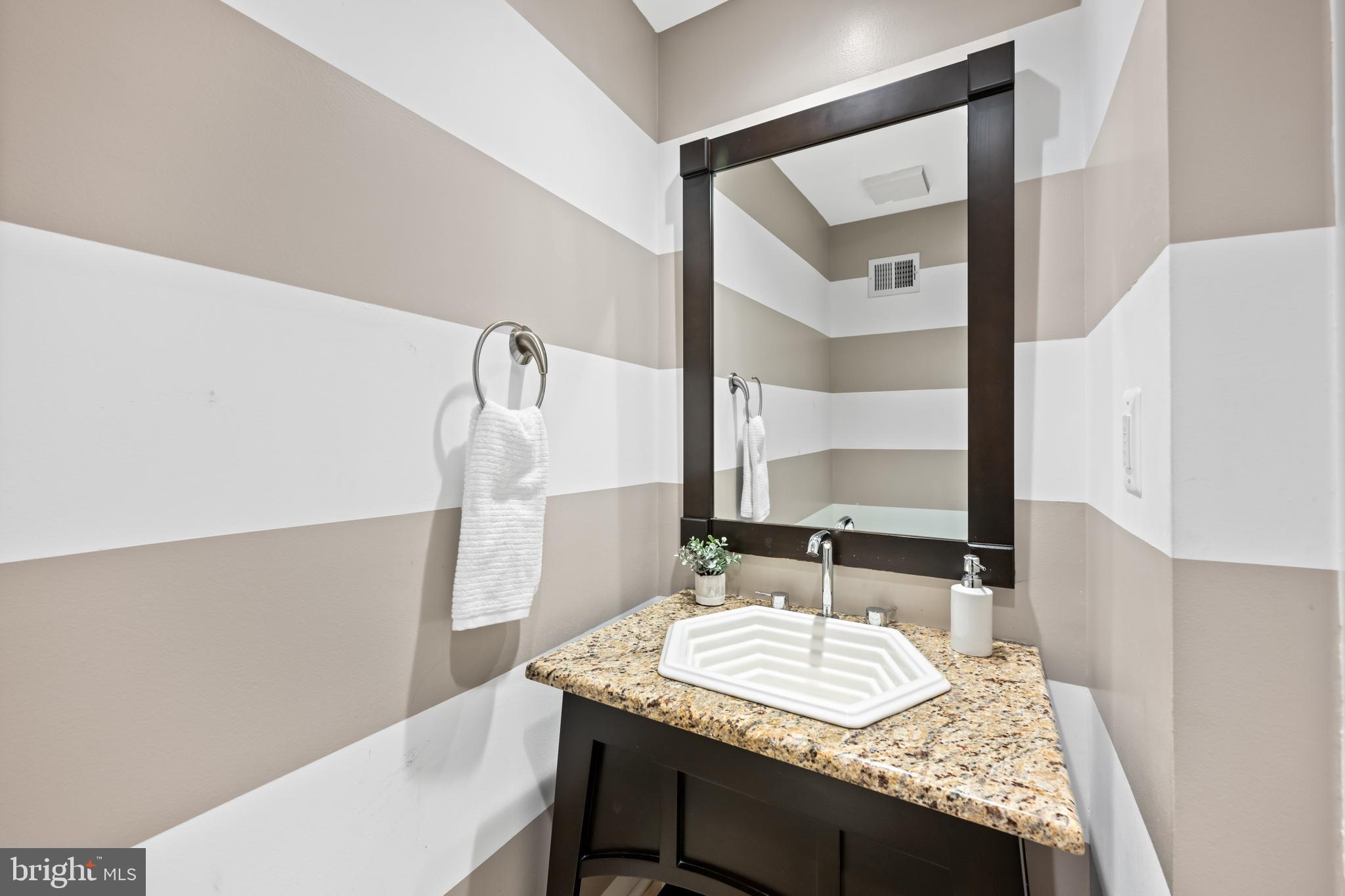 BANNOCKBURN ESTATES - Residential