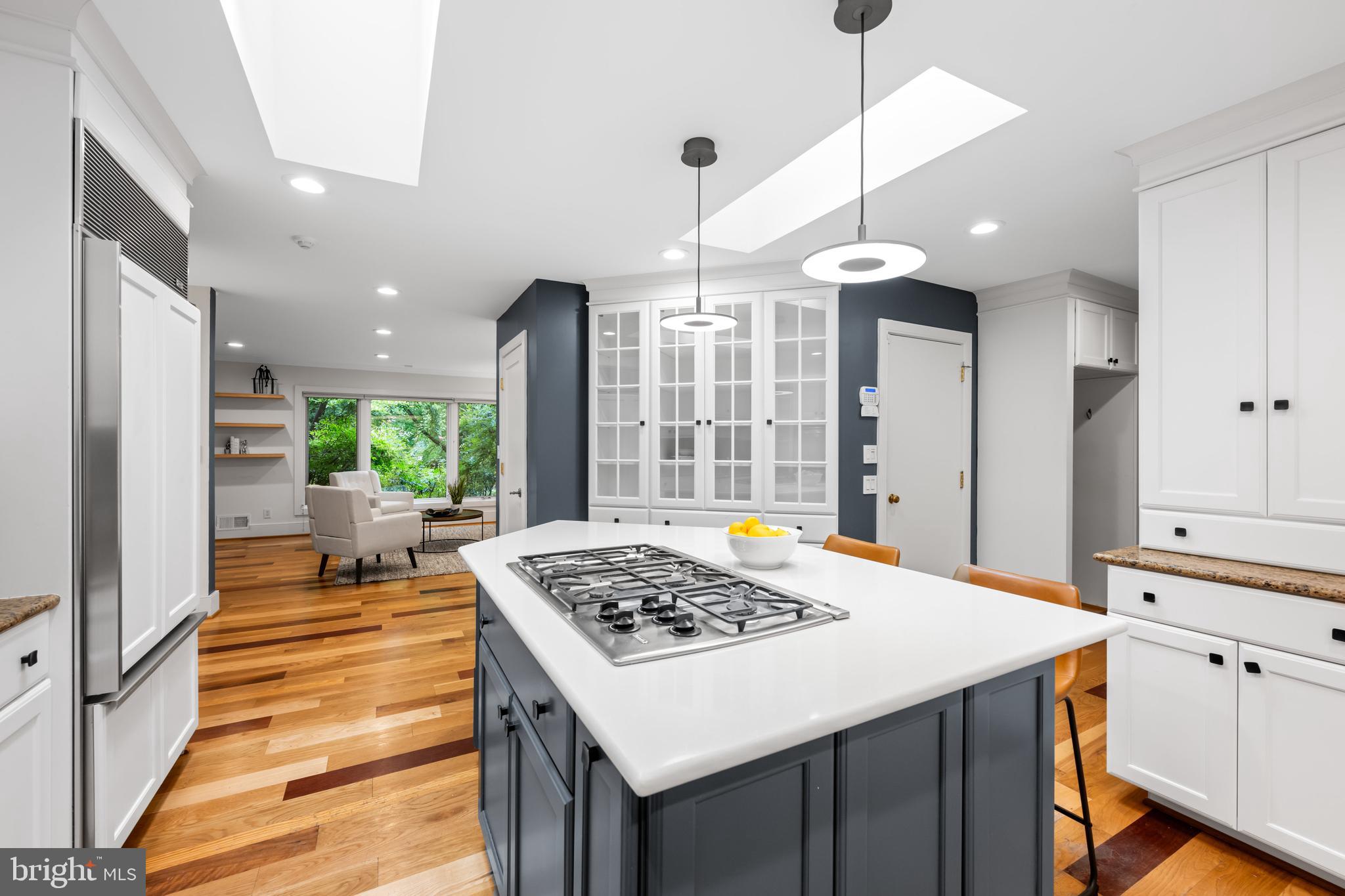 BANNOCKBURN ESTATES - Residential