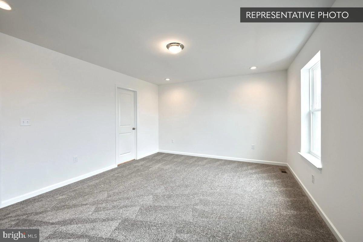 THE SEASONS - Residential