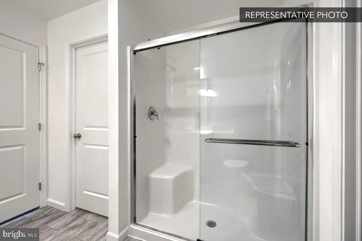 THE SEASONS - Residential