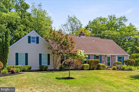 22 PADDOCK LAWRENCE NJ 08648