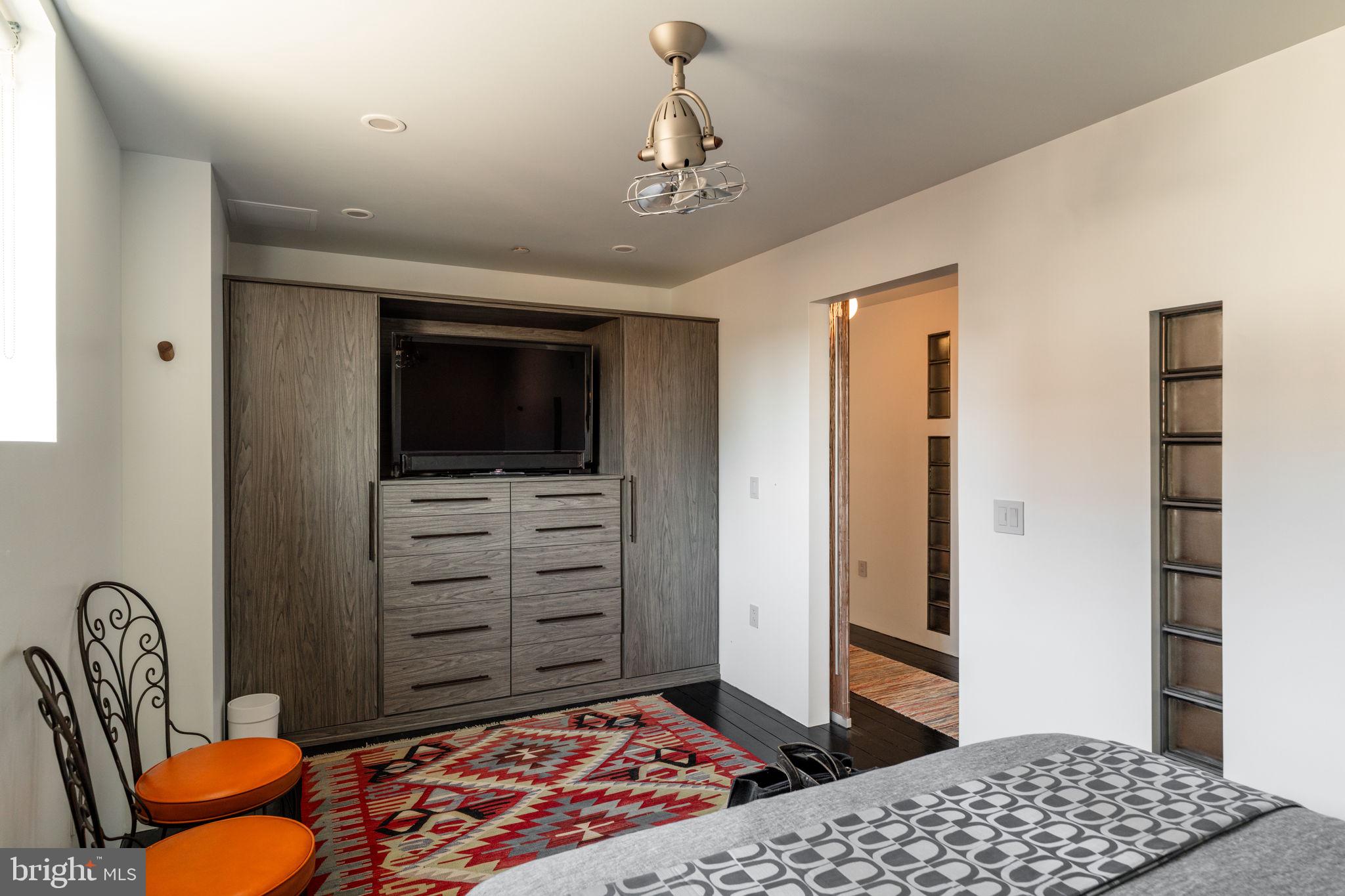 OLD CITY - Residential