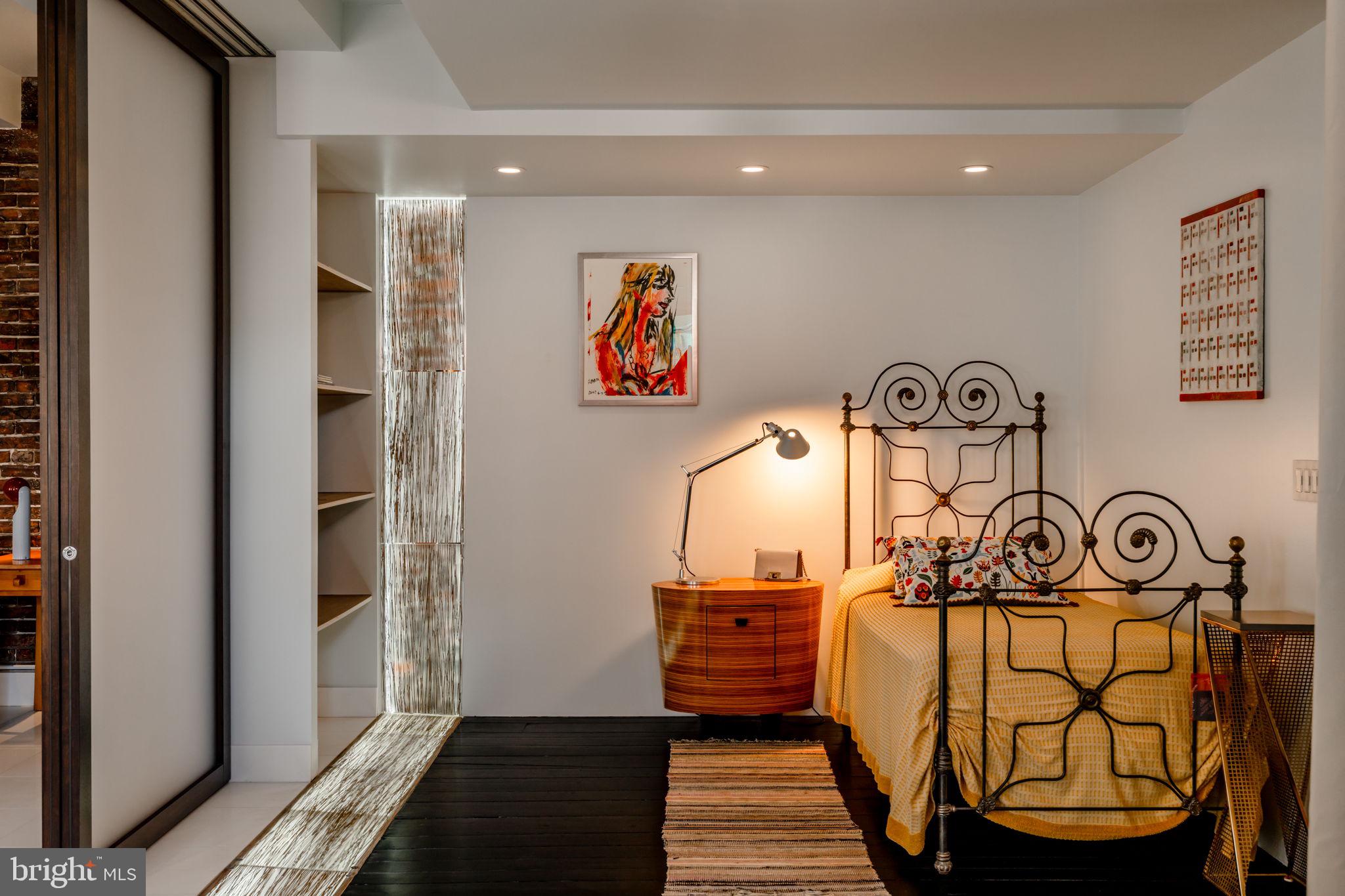 OLD CITY - Residential