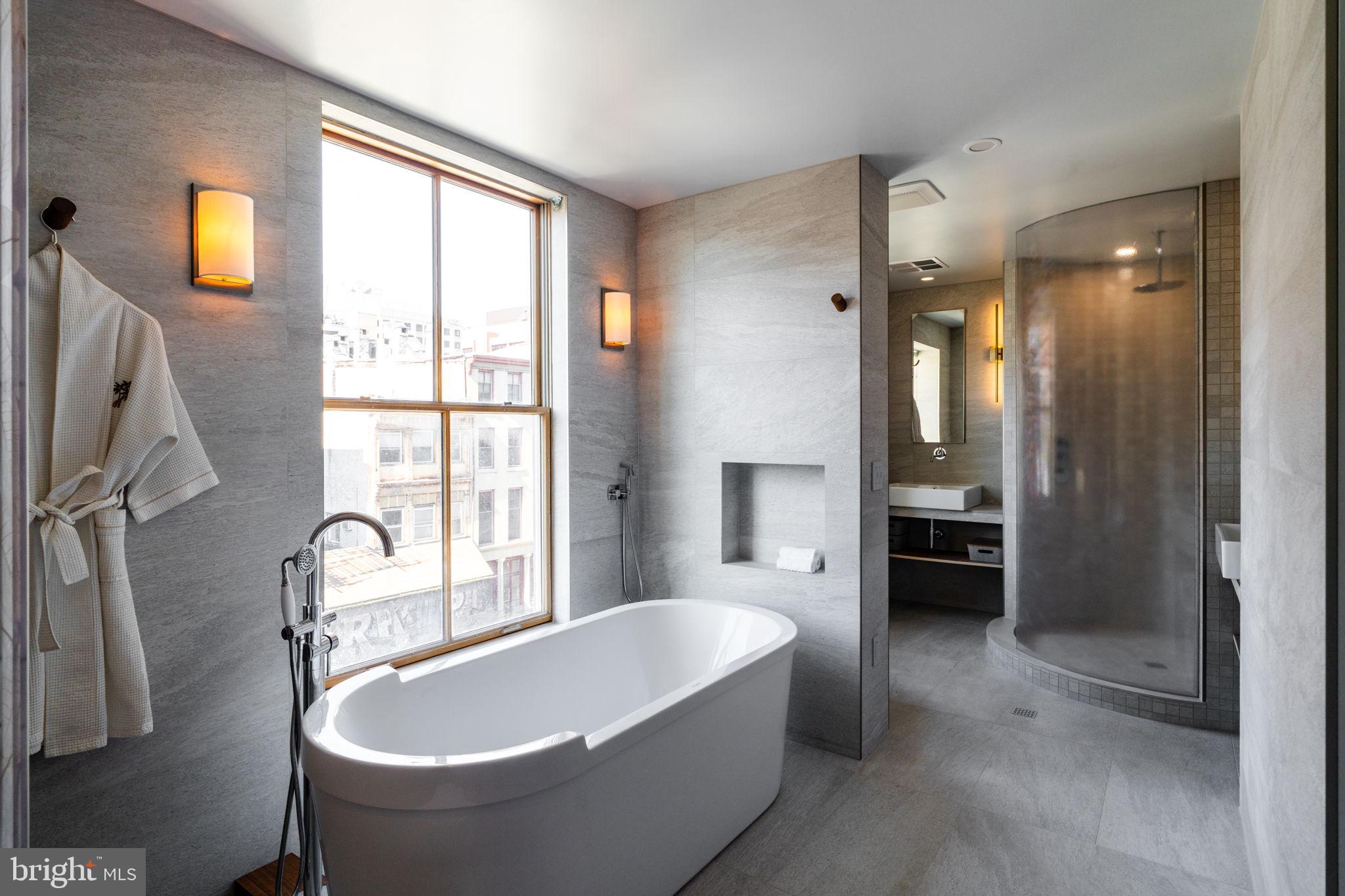 OLD CITY - Residential