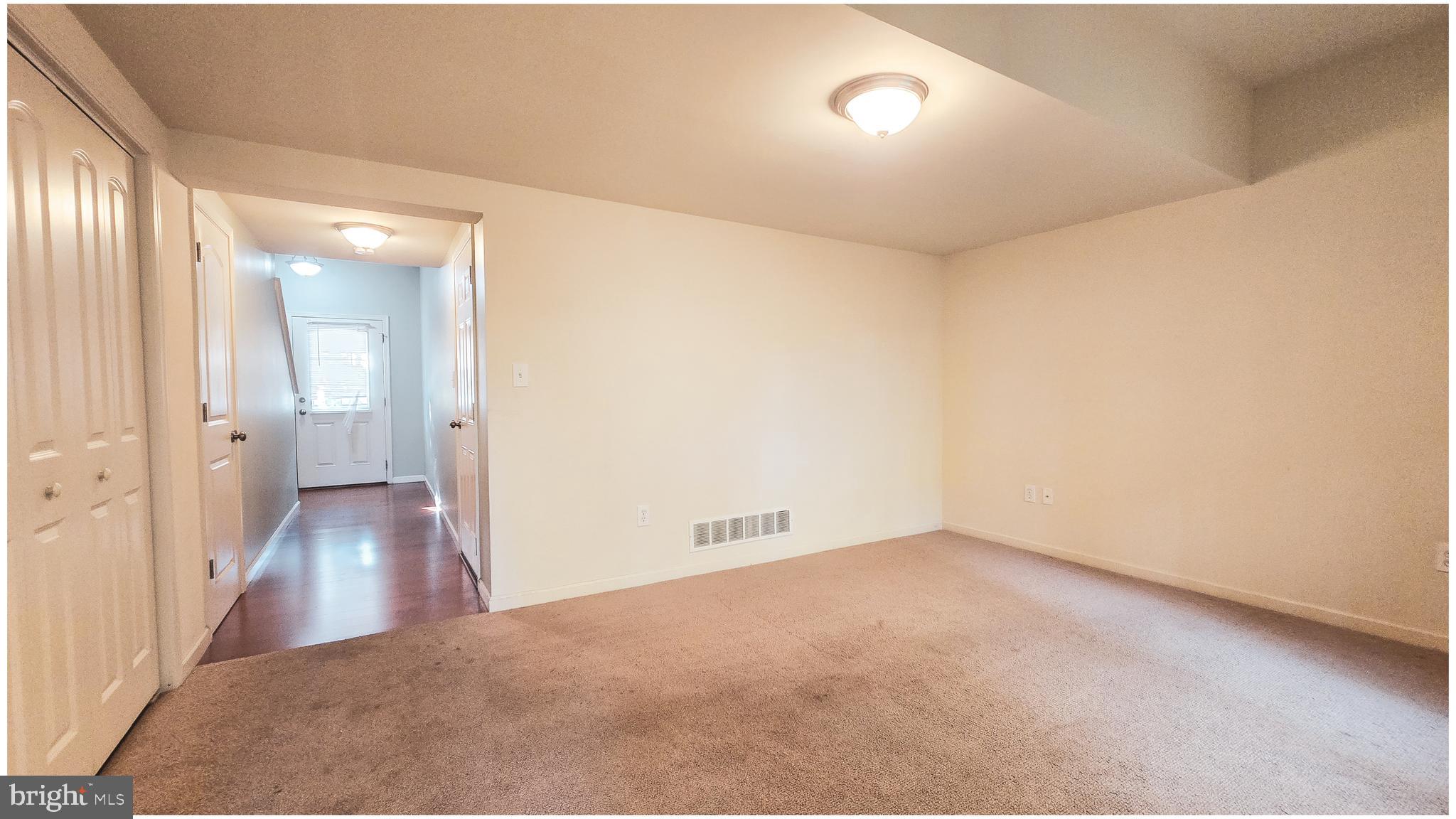 SILVER CREEK - Residential Lease