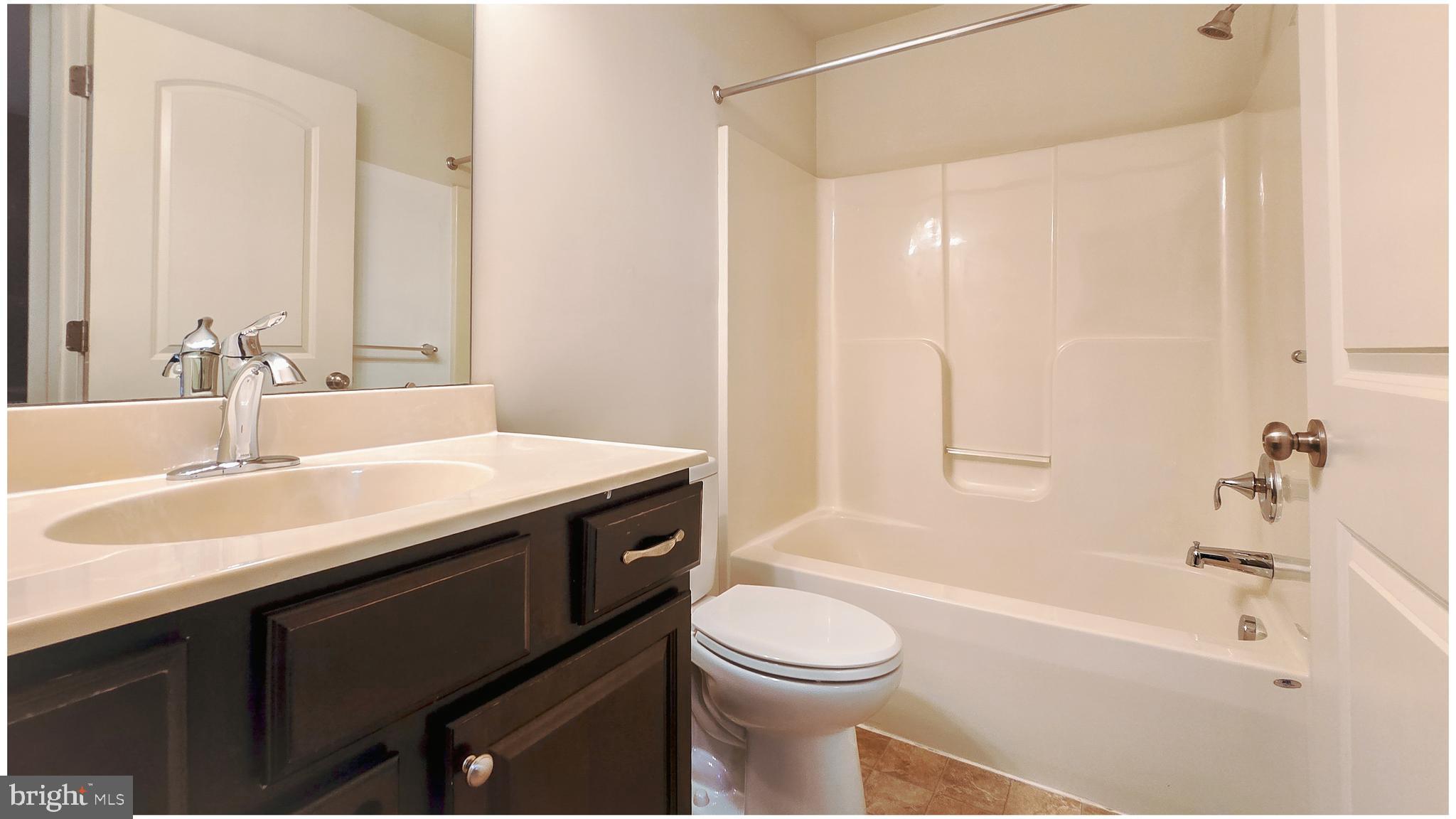 SILVER CREEK - Residential Lease