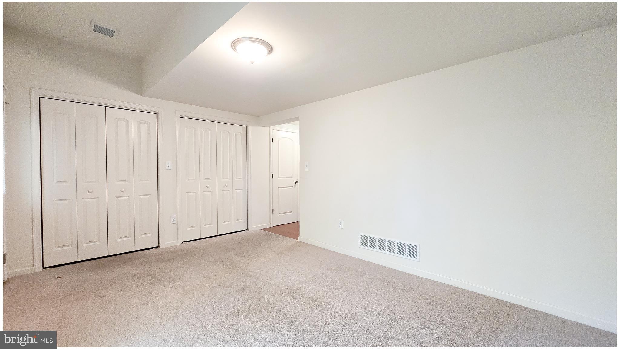 SILVER CREEK - Residential Lease