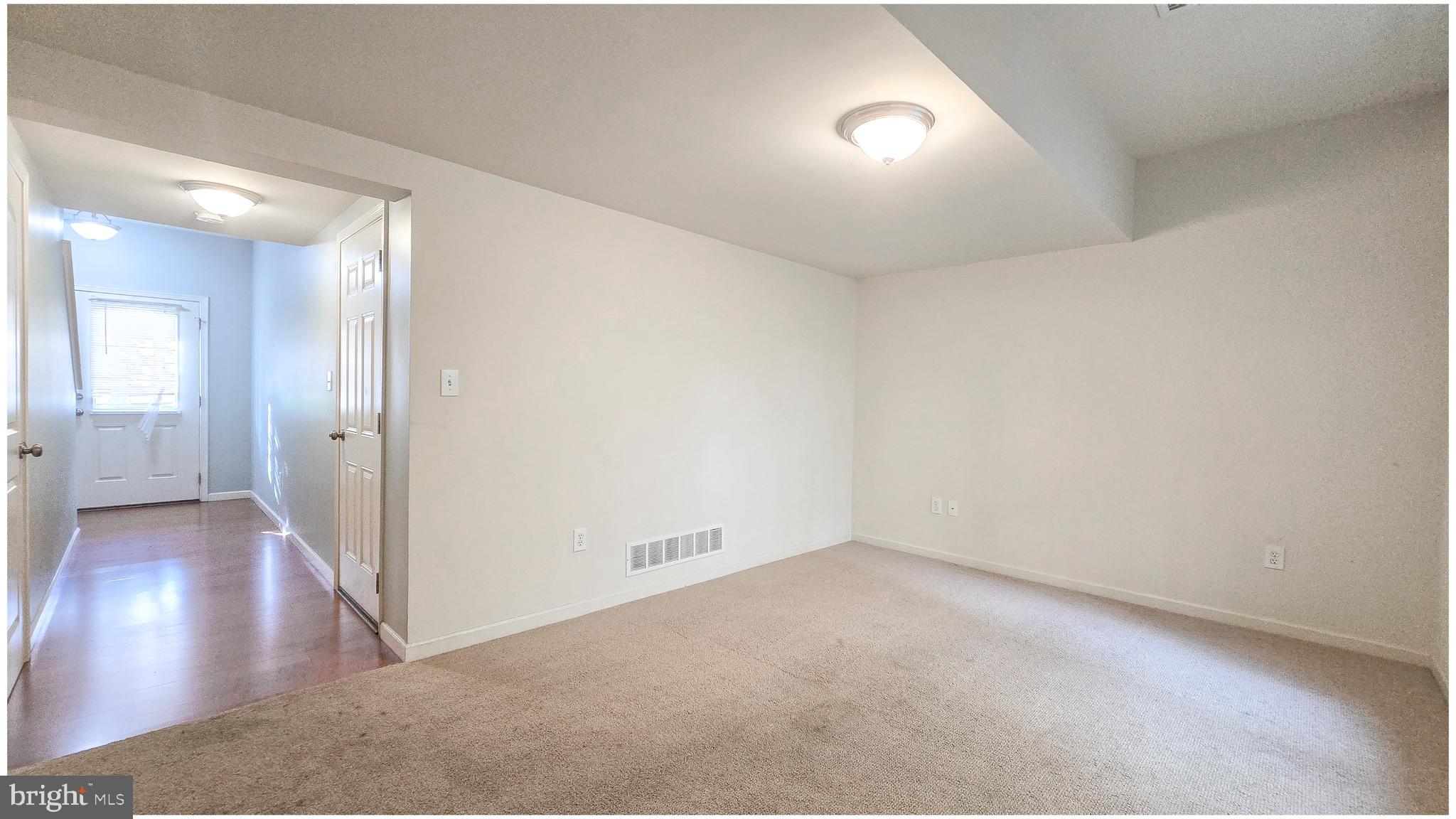 SILVER CREEK - Residential Lease