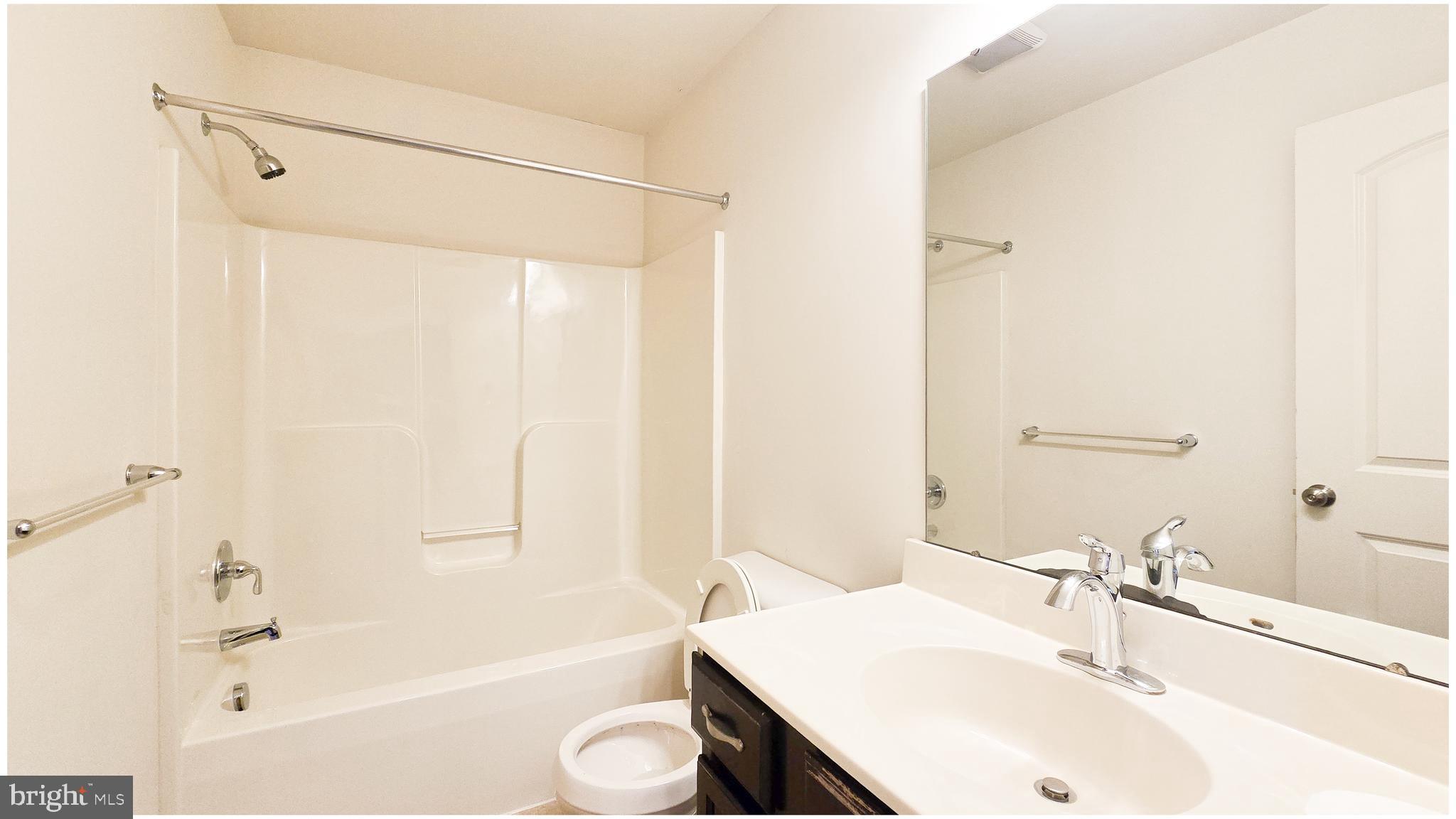 SILVER CREEK - Residential Lease