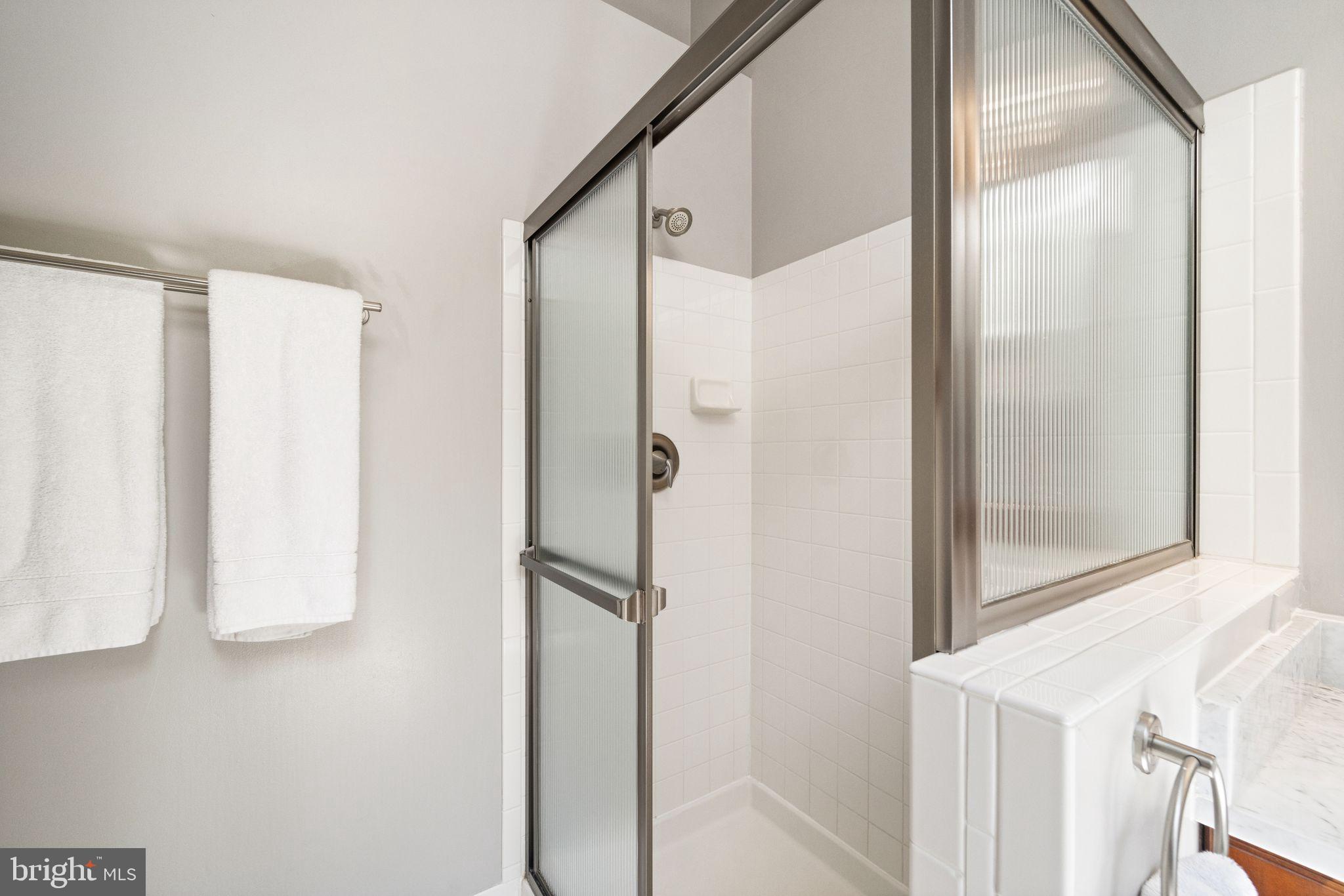 CRESTMONT TOWNHOUSES - Residential