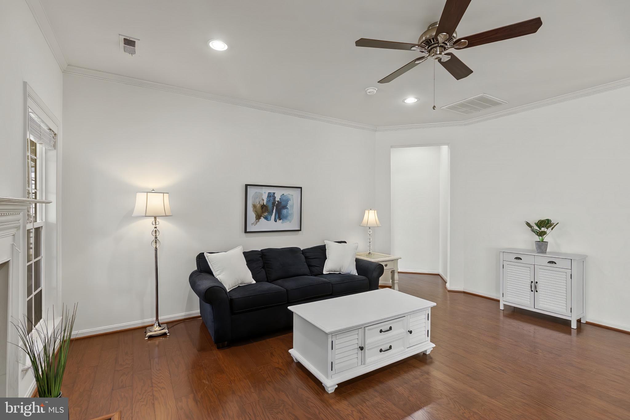 SYMPHONY VILLAGE AT CENTREVILLE - Residential