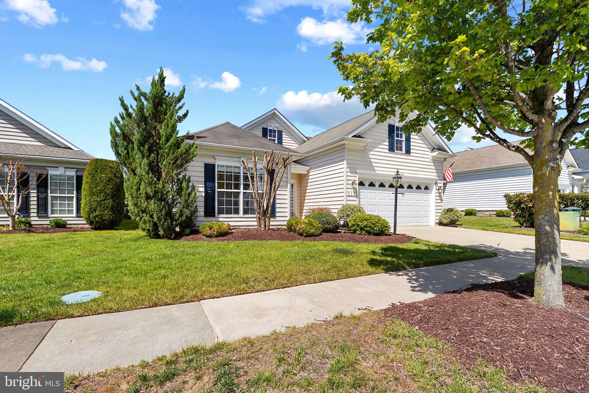 SYMPHONY VILLAGE AT CENTREVILLE - Residential