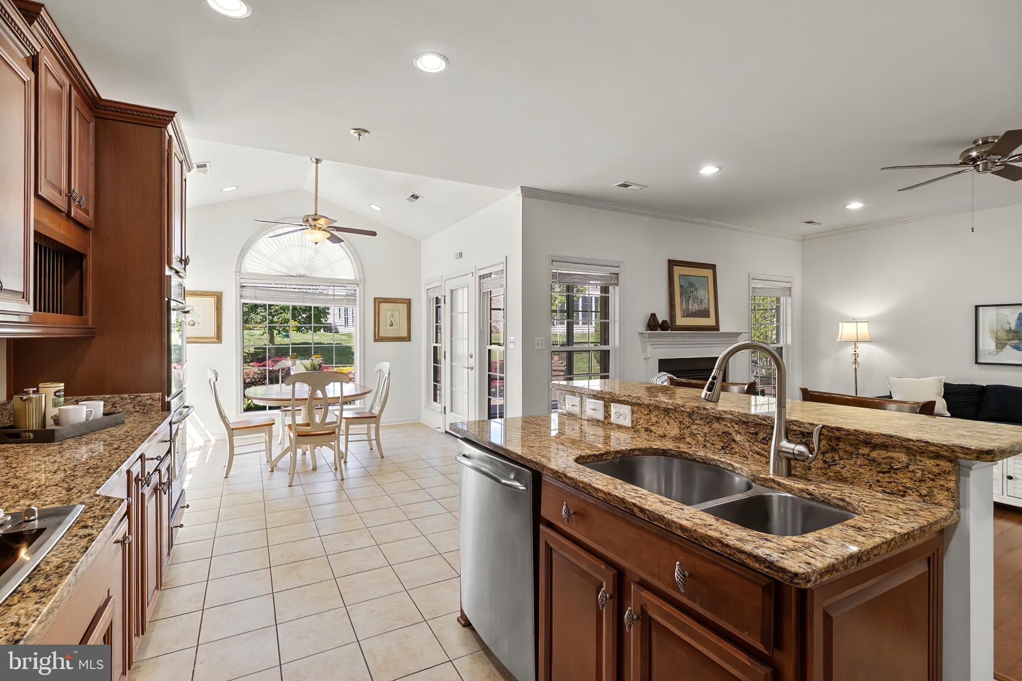 SYMPHONY VILLAGE AT CENTREVILLE - Residential