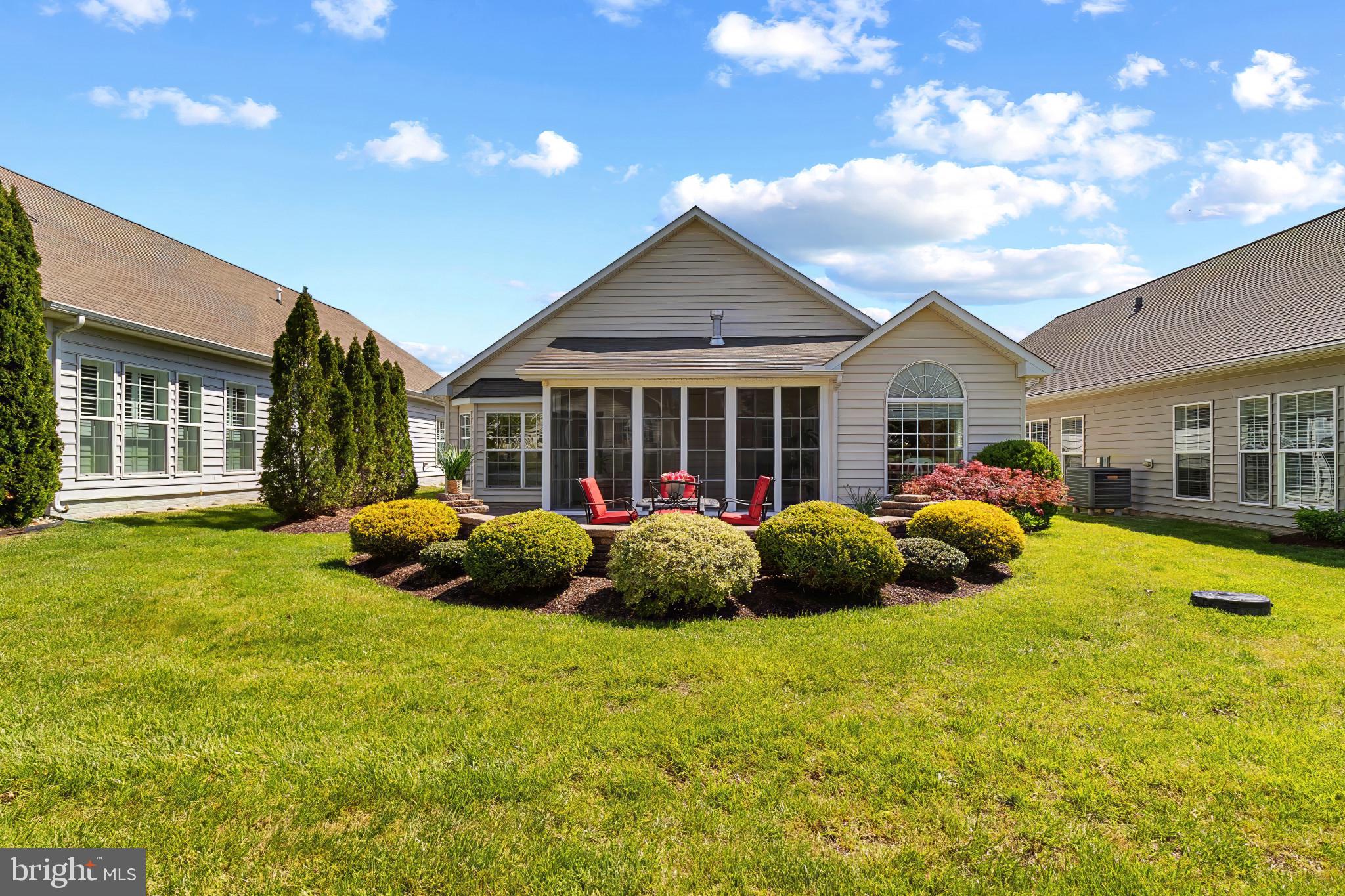 SYMPHONY VILLAGE AT CENTREVILLE - Residential