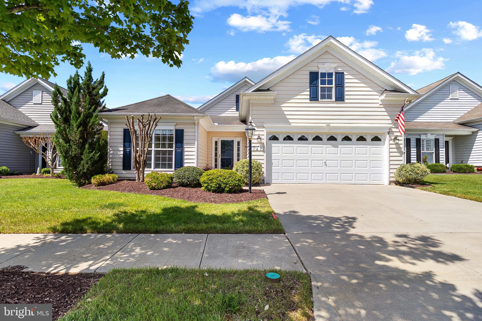 SYMPHONY VILLAGE AT CENTREVILLE - Residential