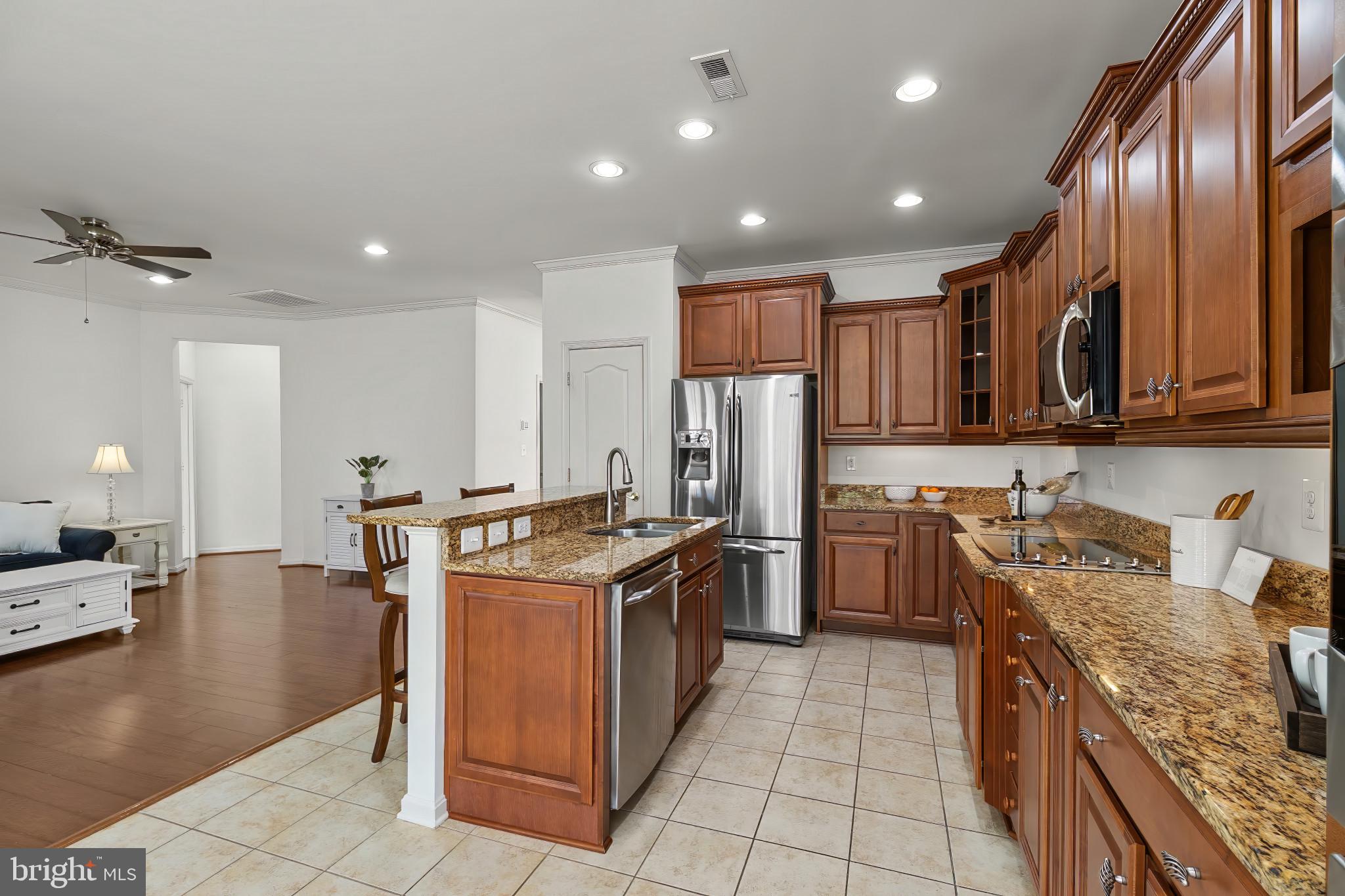 SYMPHONY VILLAGE AT CENTREVILLE - Residential