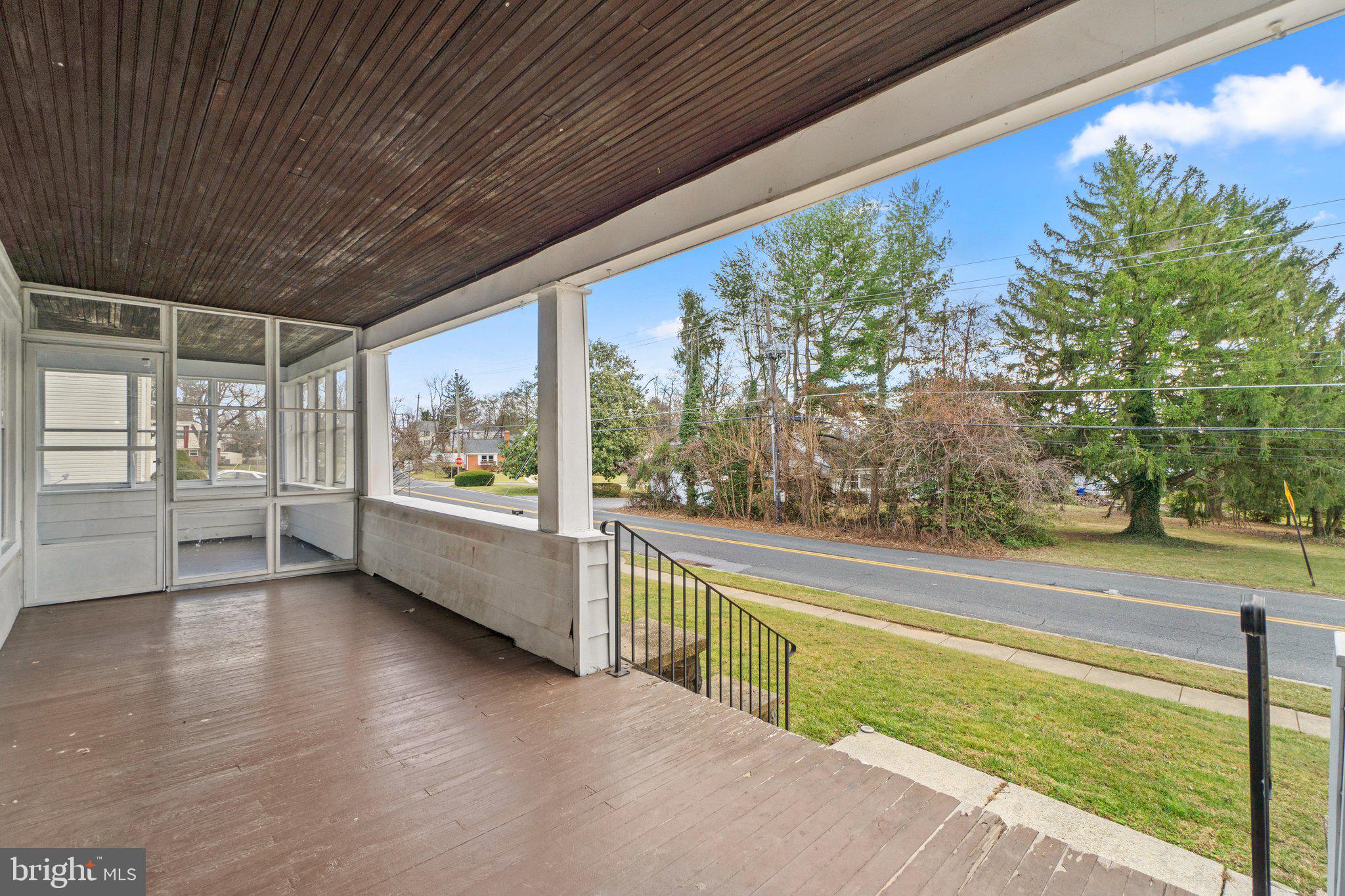 8904 CHURCH LANE