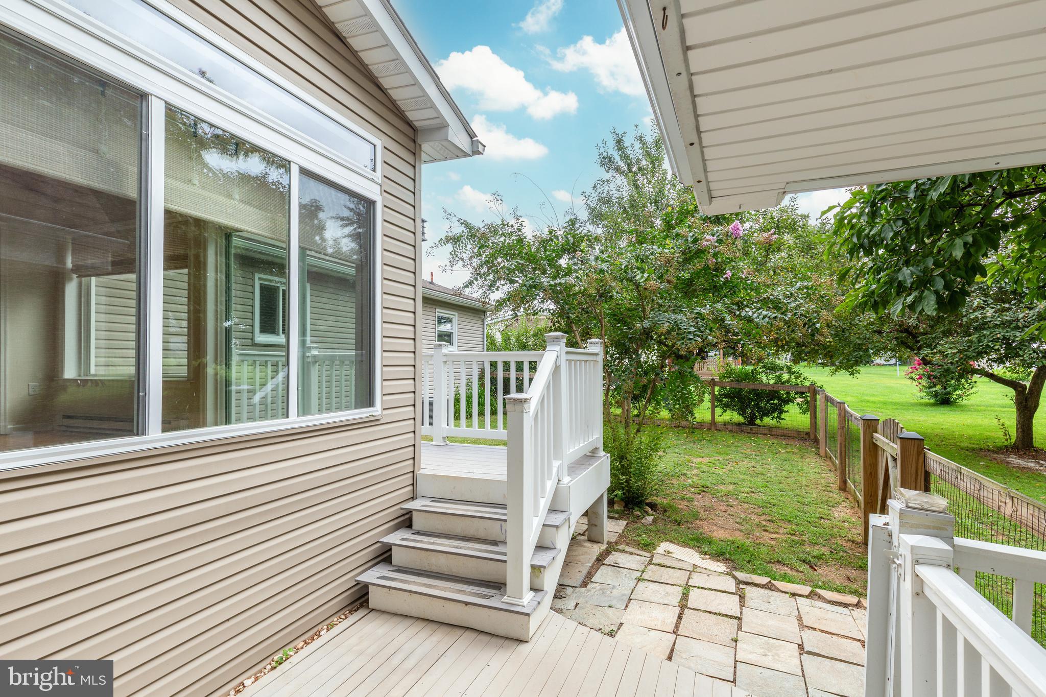416 FAIRVIEW DRIVE