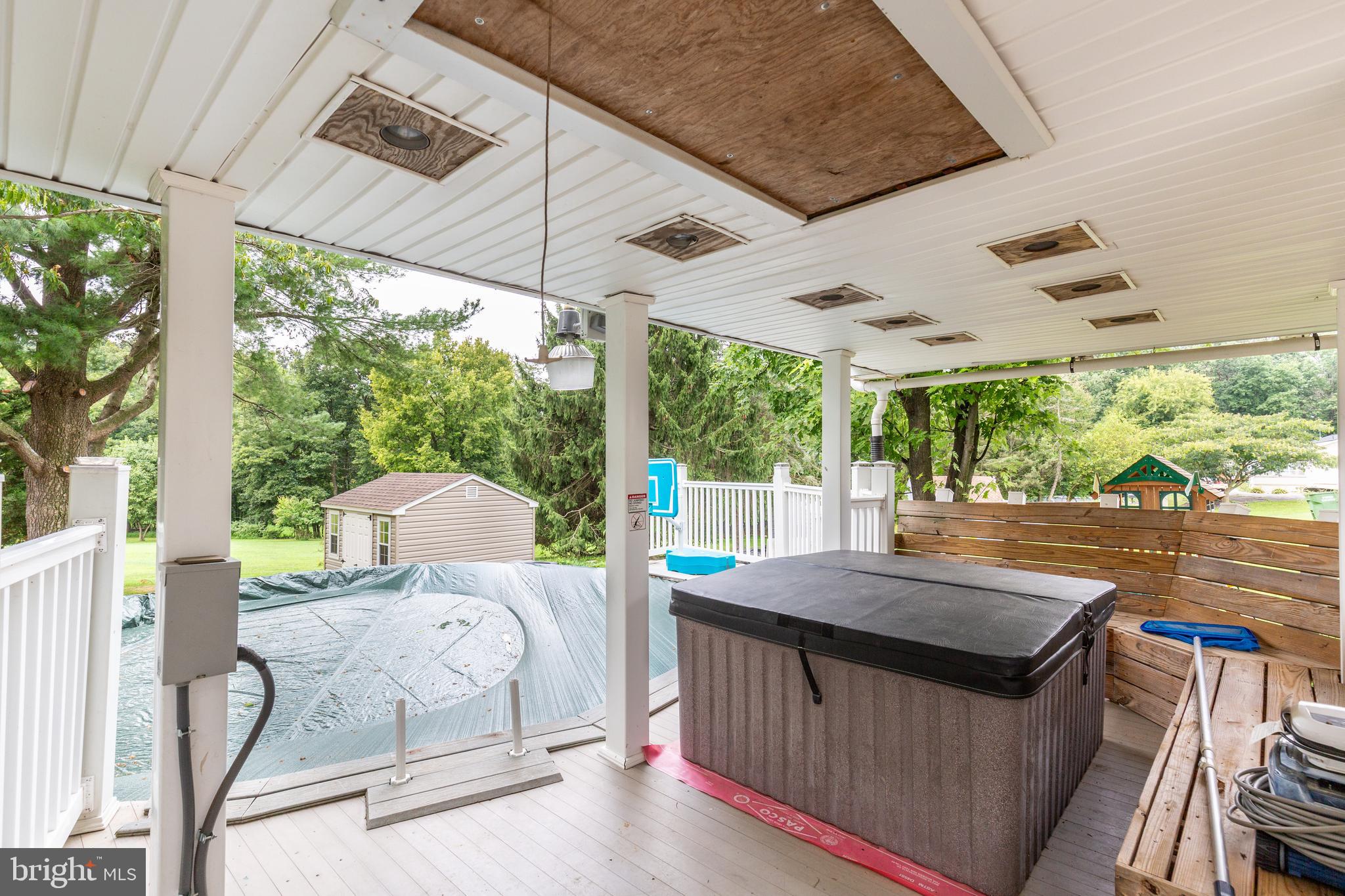 416 FAIRVIEW DRIVE