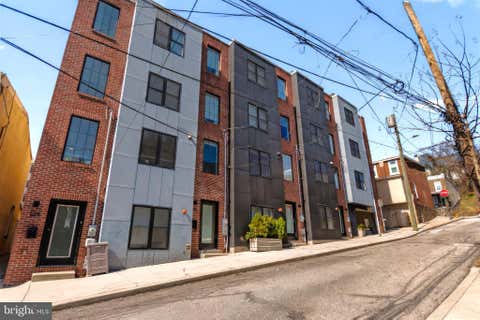 Townhouse For Rent - 136 Burnside Street<br/> PHILADELPHIA, PA 19127