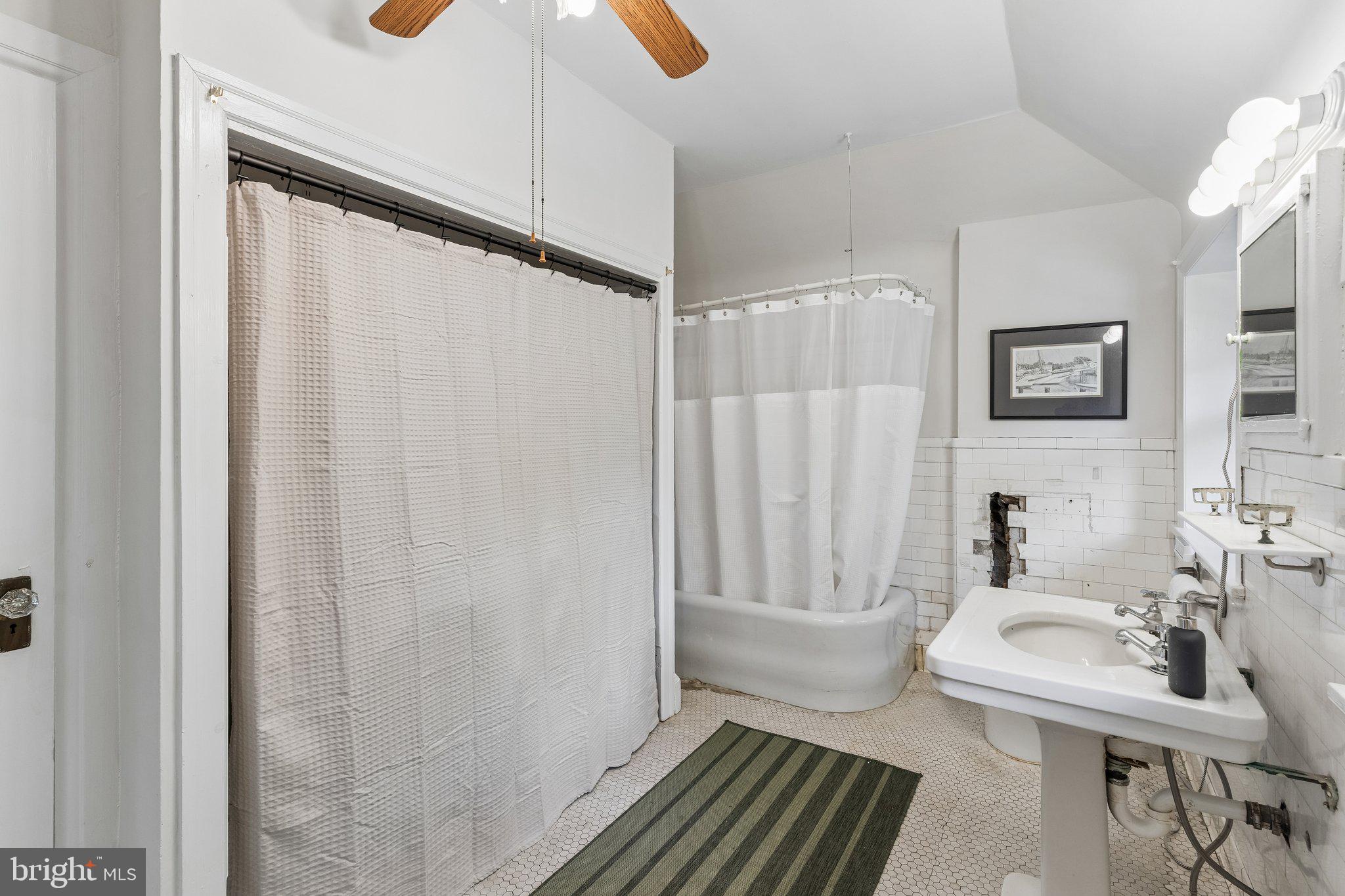 OVERBROOK FARMS - Residential