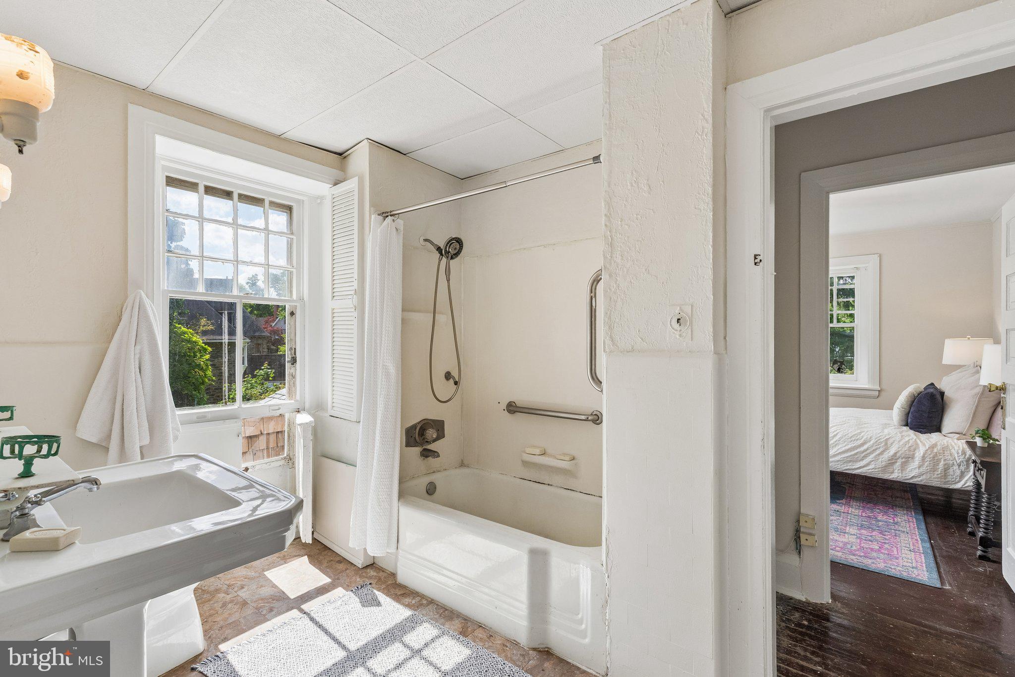 OVERBROOK FARMS - Residential
