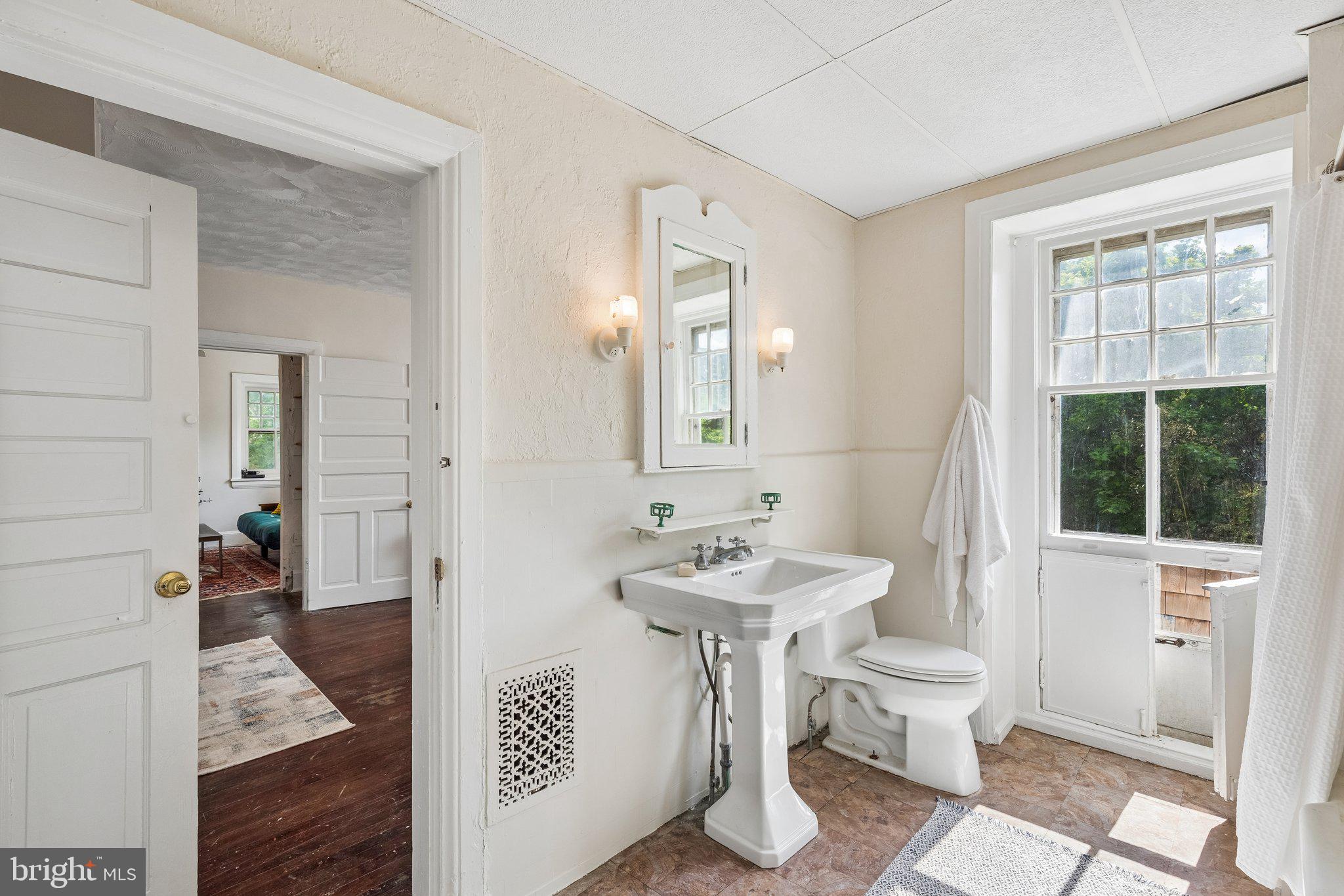 OVERBROOK FARMS - Residential
