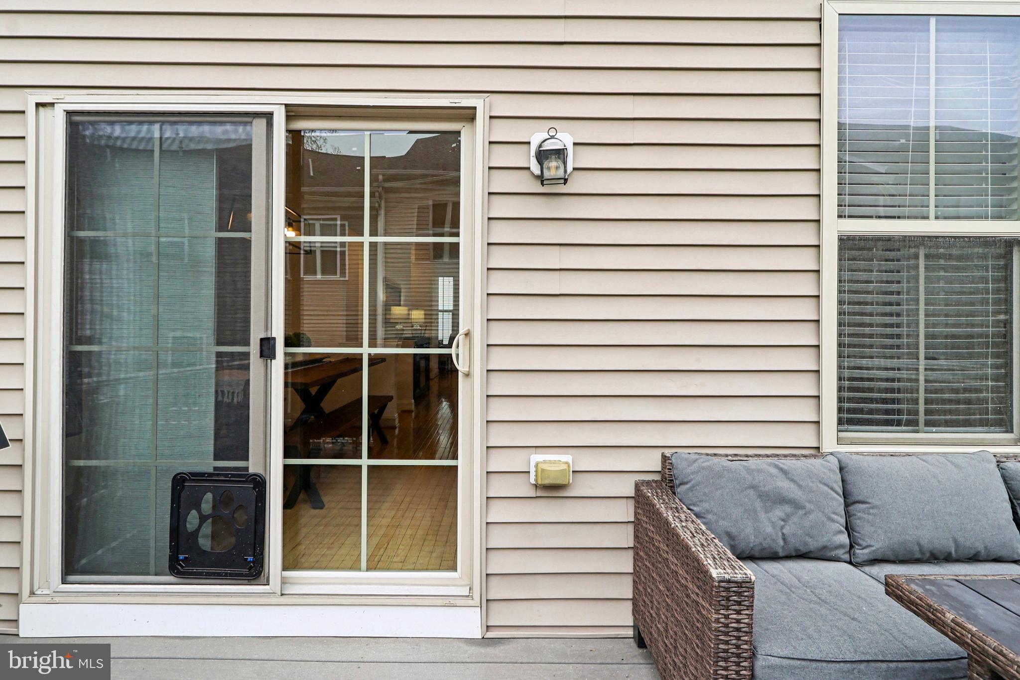 TRIANGLE HIGHLANDS CONDO - Residential