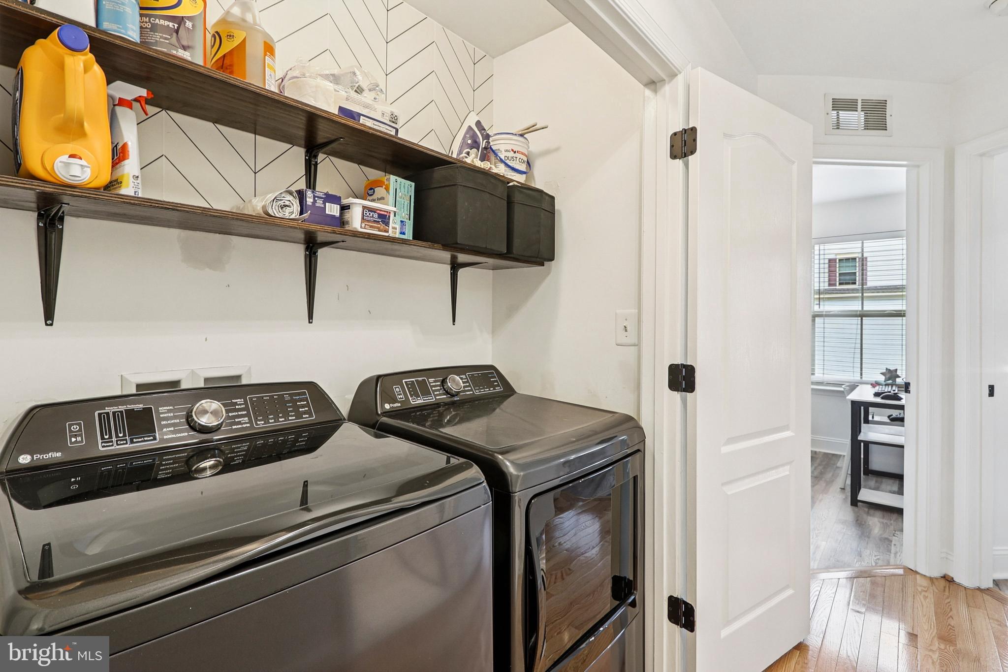 TRIANGLE HIGHLANDS CONDO - Residential