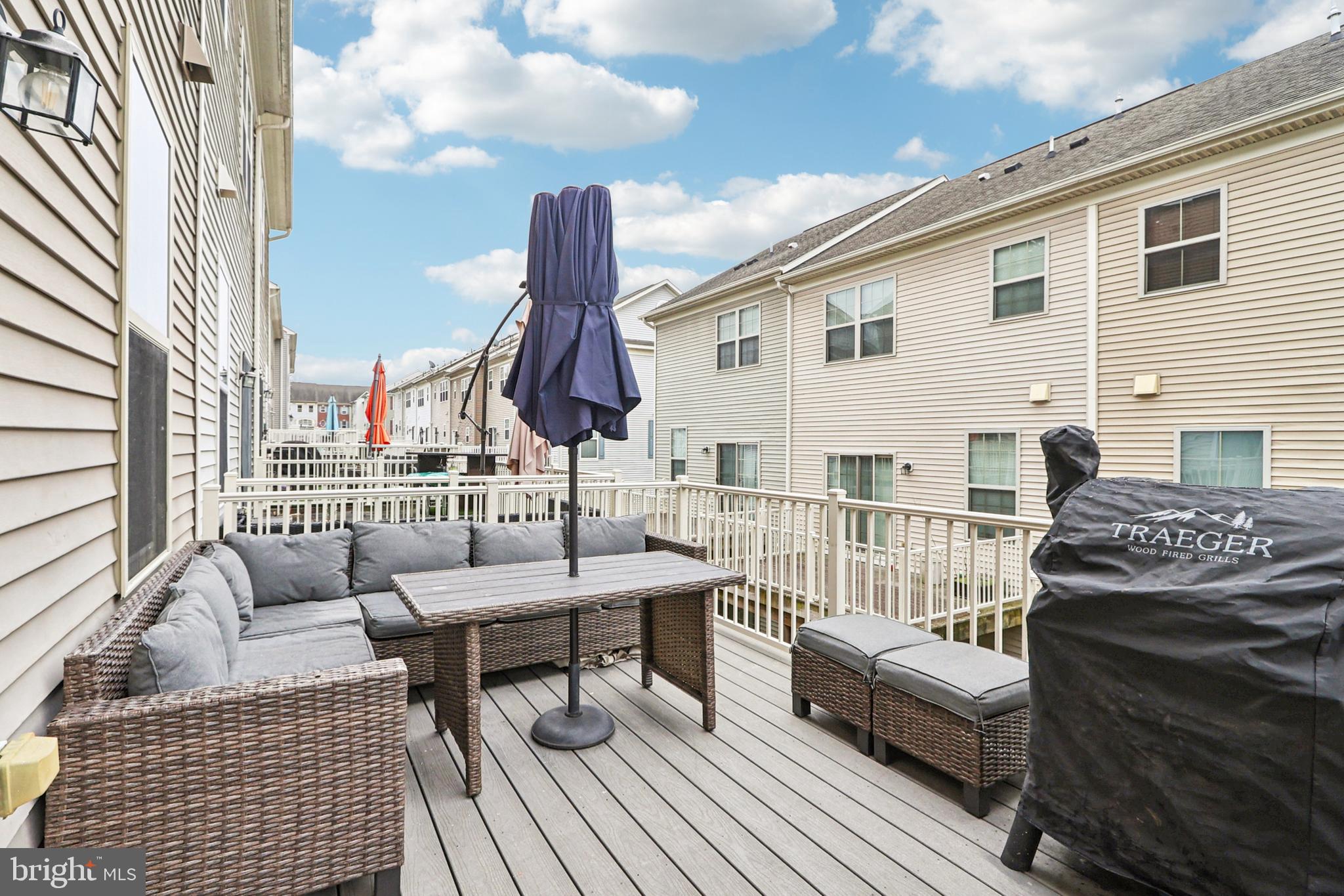 TRIANGLE HIGHLANDS CONDO - Residential