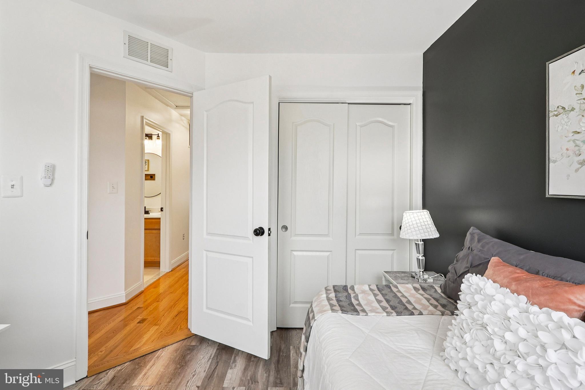 TRIANGLE HIGHLANDS CONDO - Residential