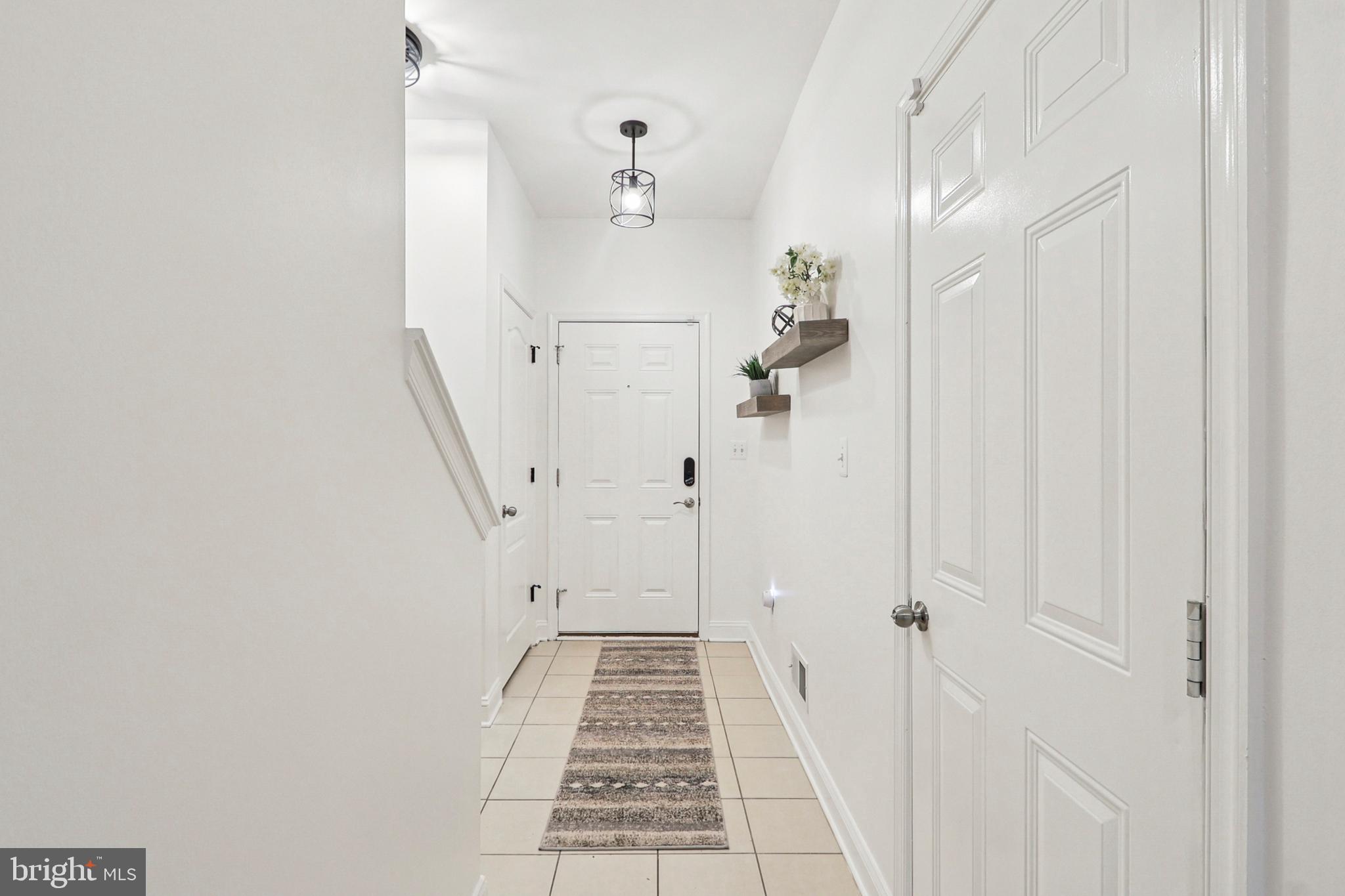 TRIANGLE HIGHLANDS CONDO - Residential