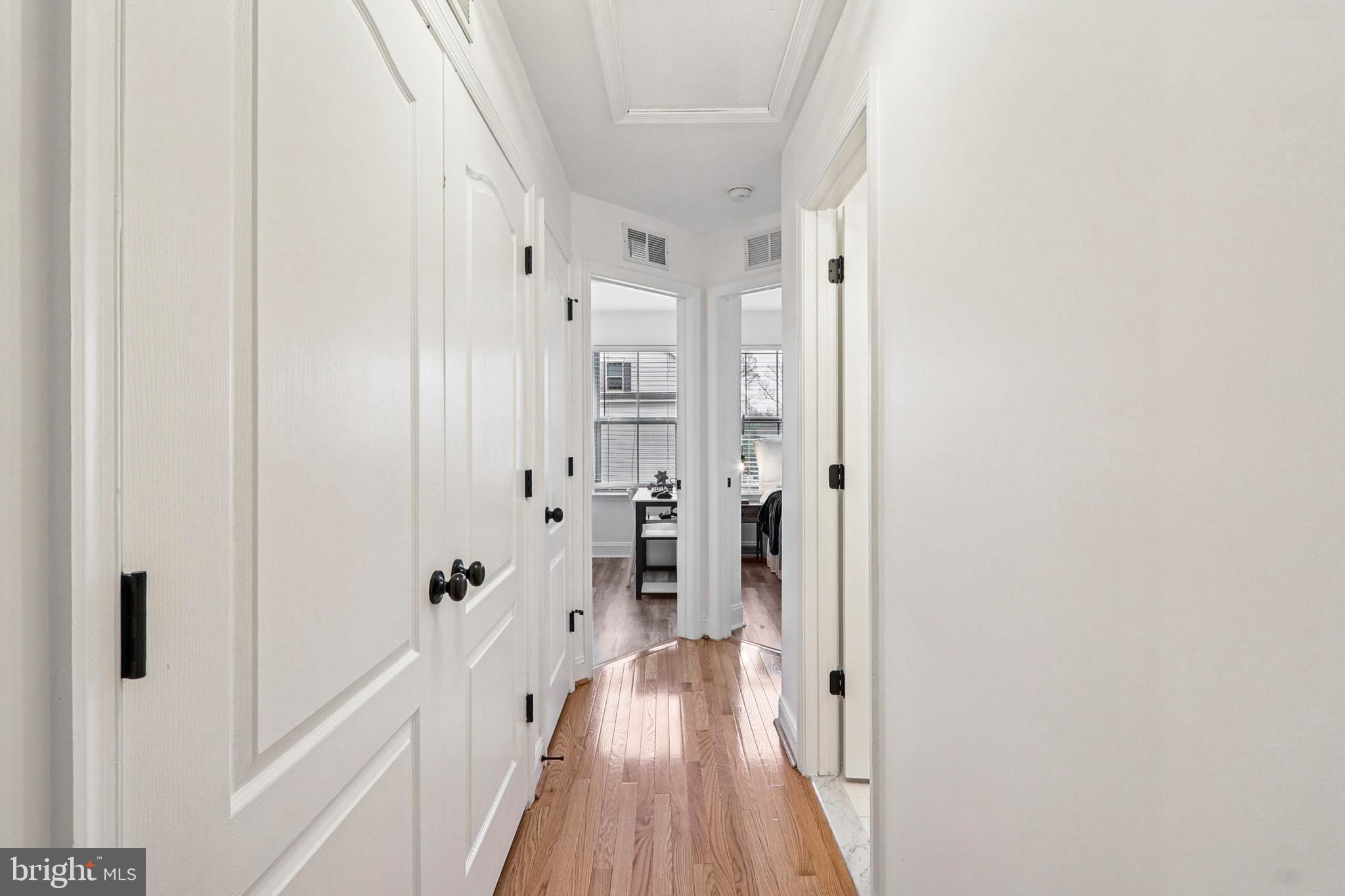 TRIANGLE HIGHLANDS CONDO - Residential