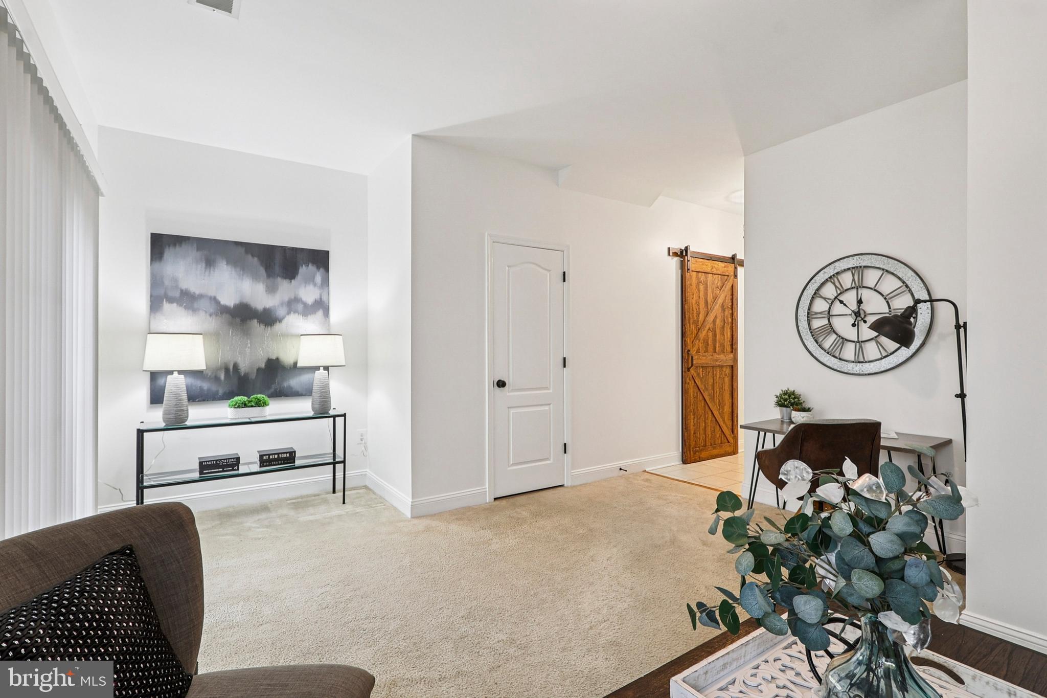 TRIANGLE HIGHLANDS CONDO - Residential