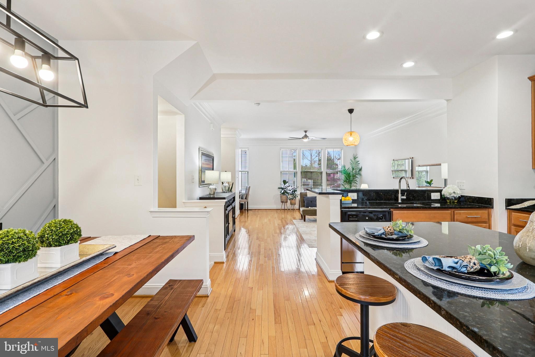 TRIANGLE HIGHLANDS CONDO - Residential