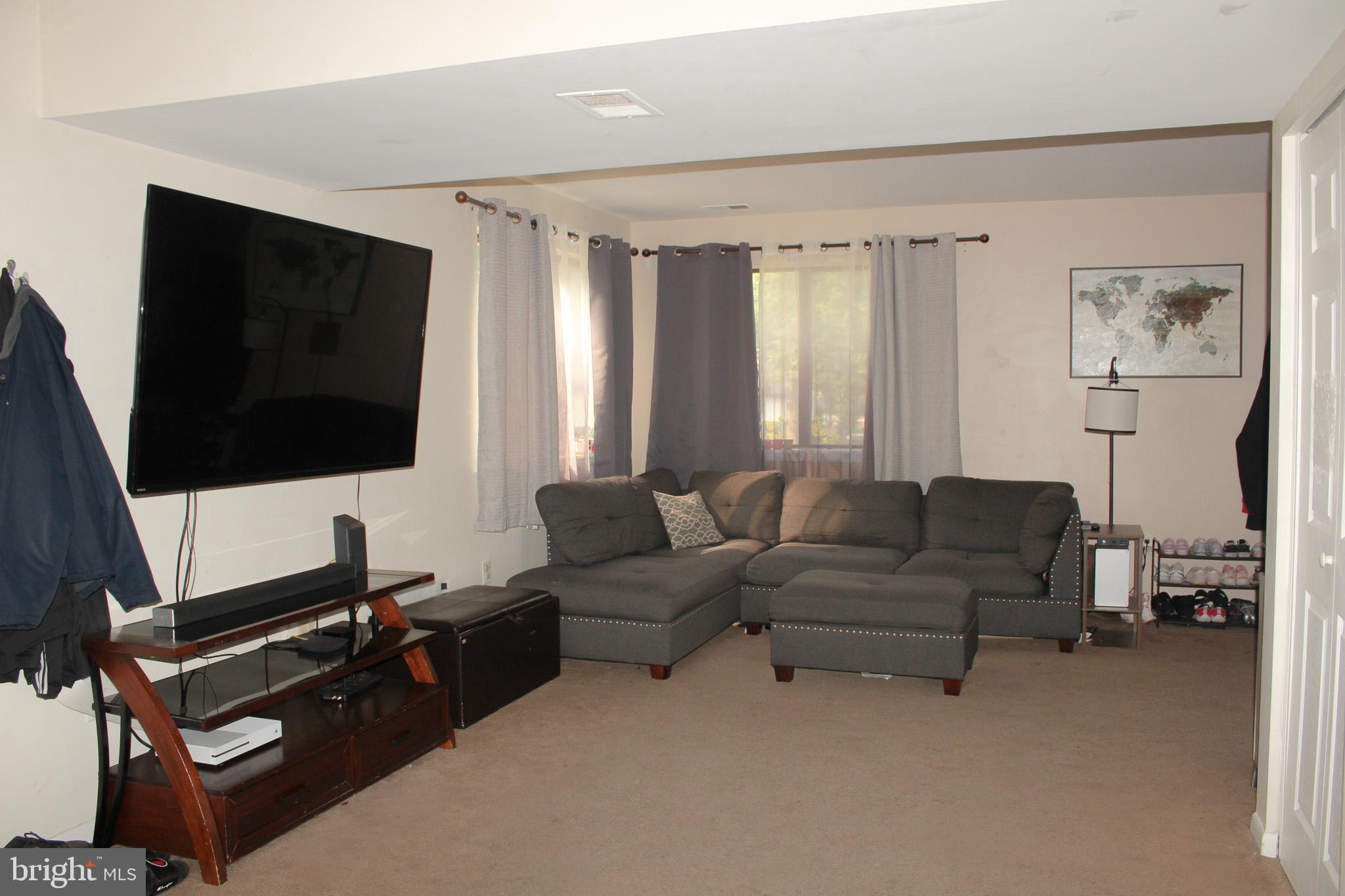 BURKE CENTRE - Residential Lease