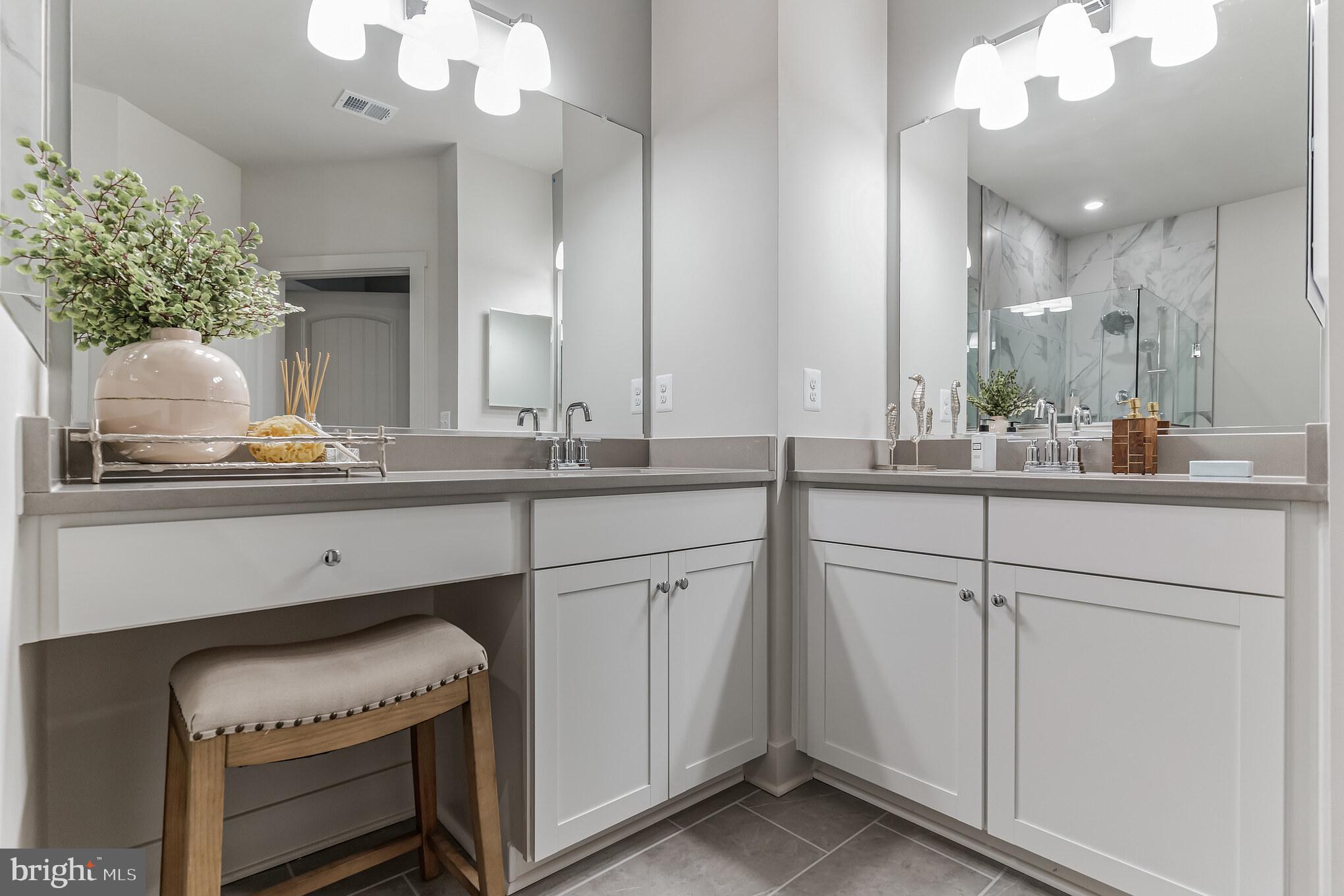 FOUR SEASONS AT KENT ISLAND - Residential