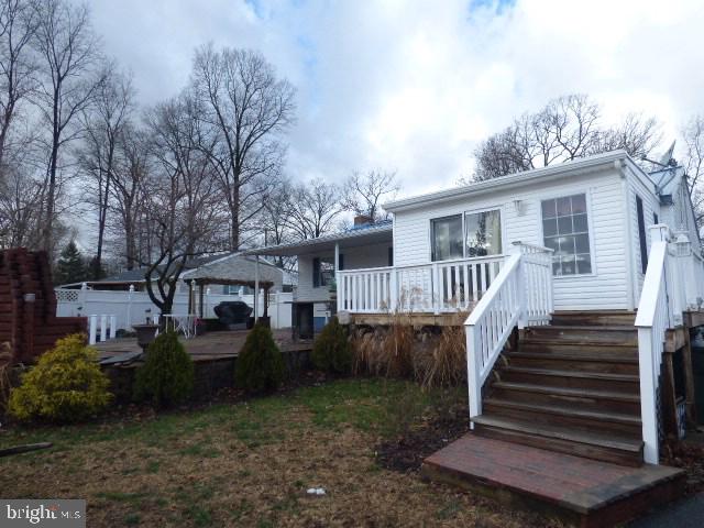 FOREST HILLS - Residential